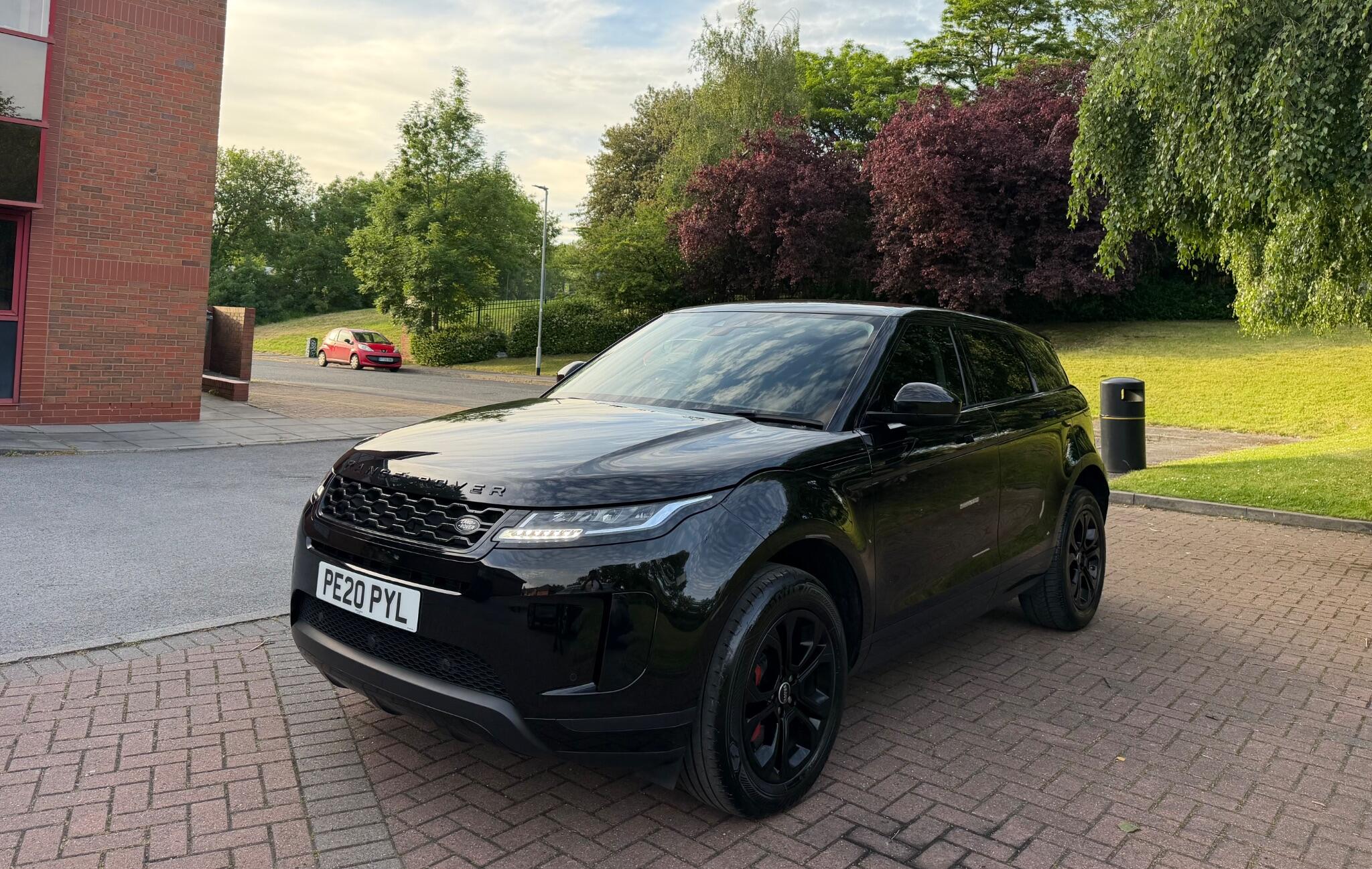 Land Rover Range Rover Evoque - Image 11