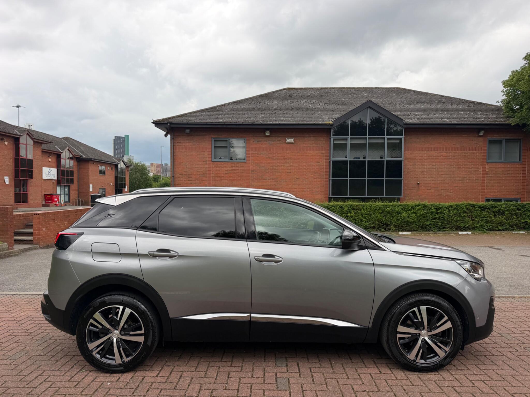 Peugeot 3008 - Image 3