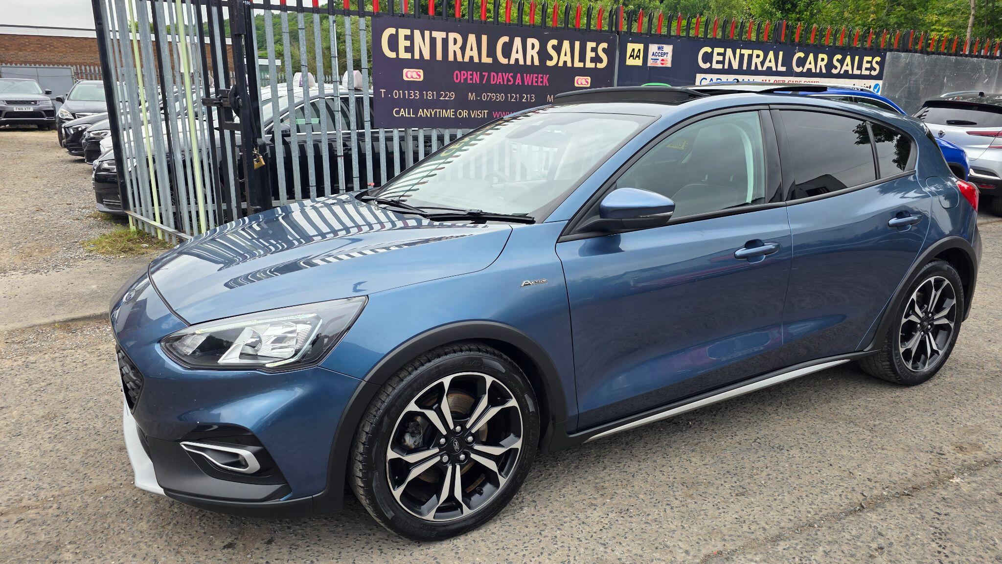 Ford Focus - Image 19