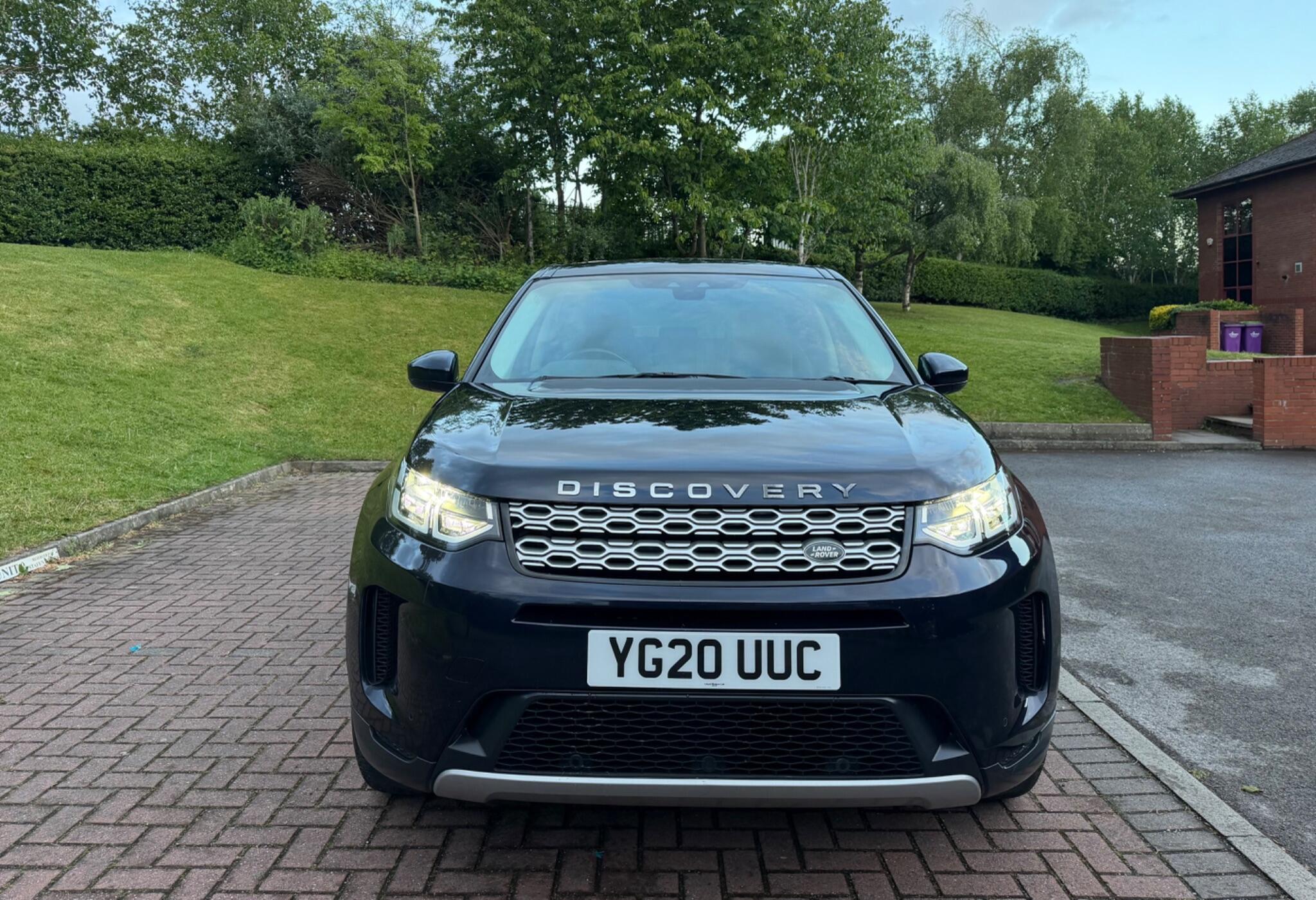 Land Rover DISCOVERY SPORT - Image 2