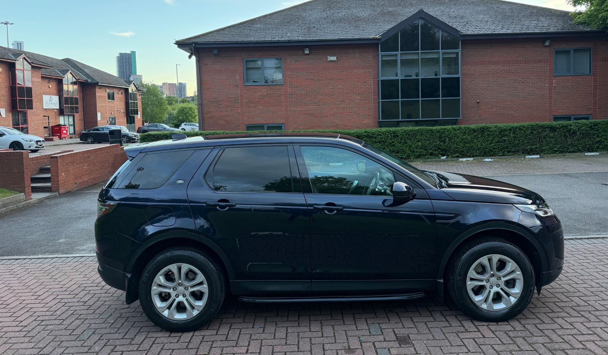 Land Rover DISCOVERY SPORT - Image 6