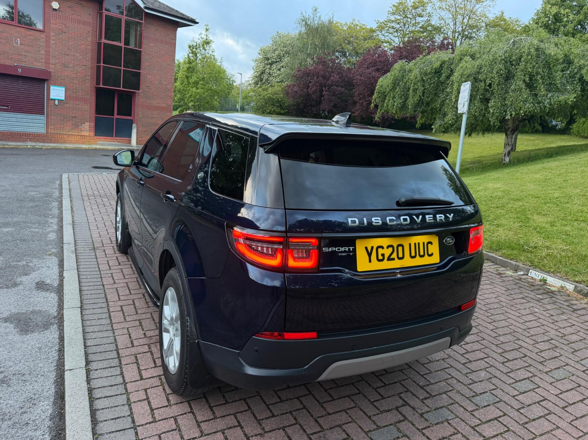 Land Rover DISCOVERY SPORT - Image 14