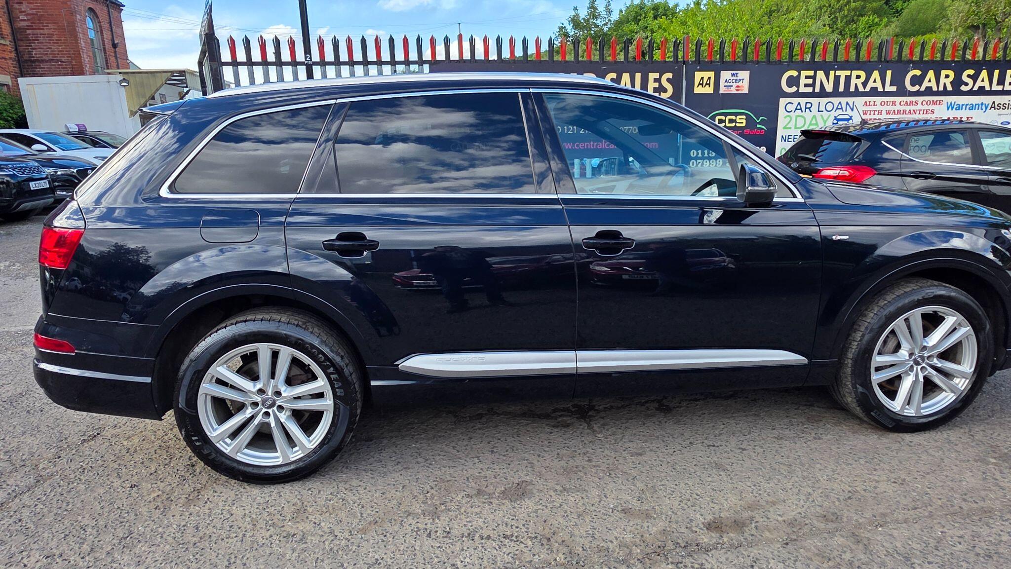 Audi Q7 - Image 8