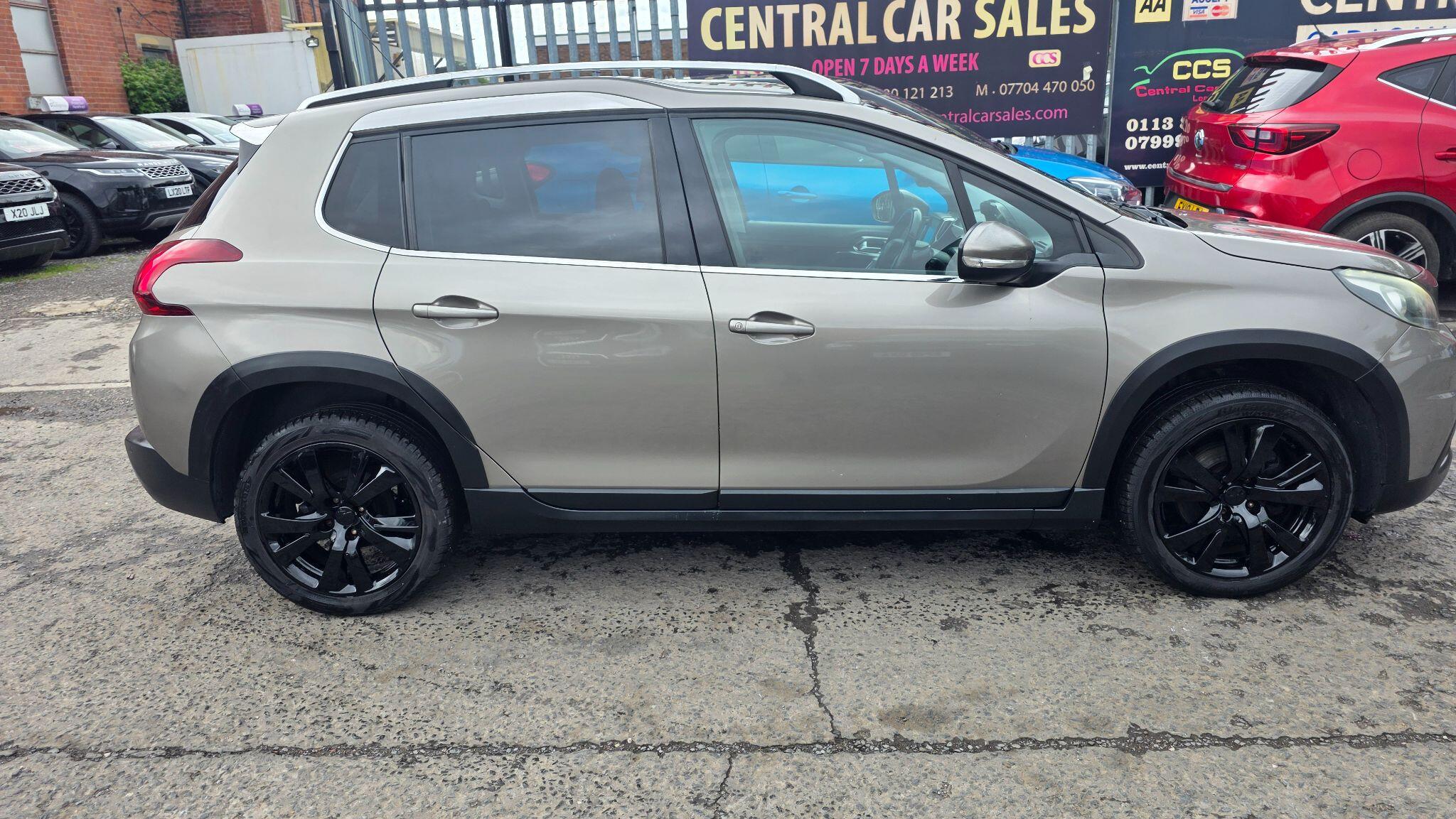 Peugeot 2008 - Image 4