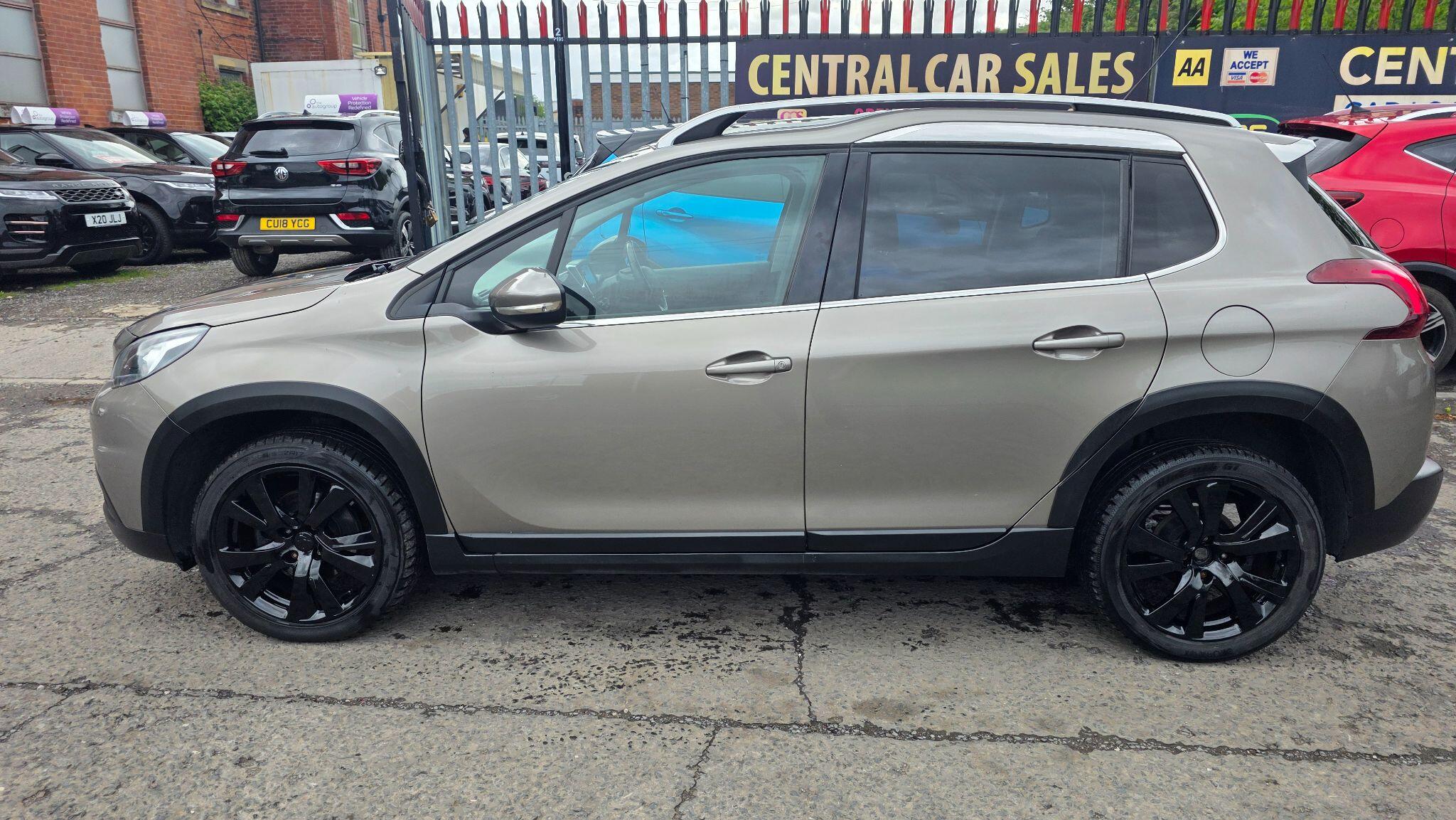 Peugeot 2008 - Image 13