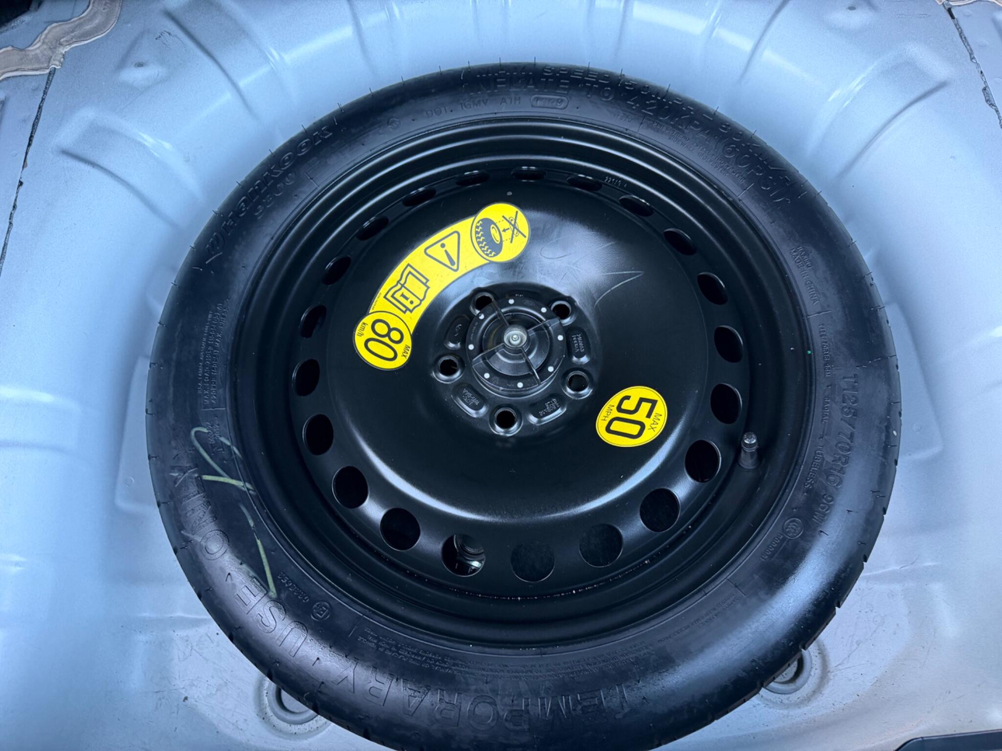 Ford Focus - Image 18