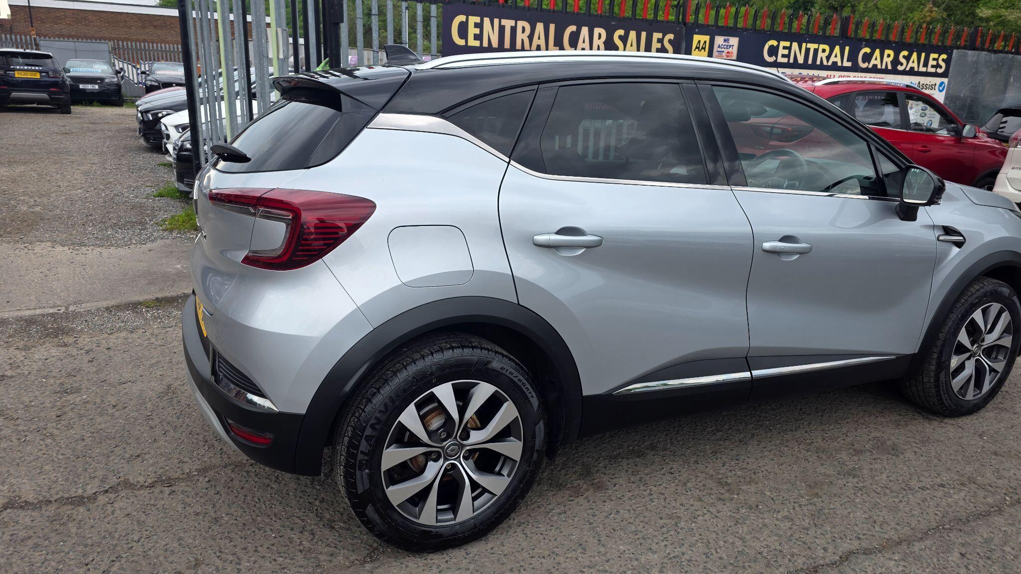Renault Captur - Image 11