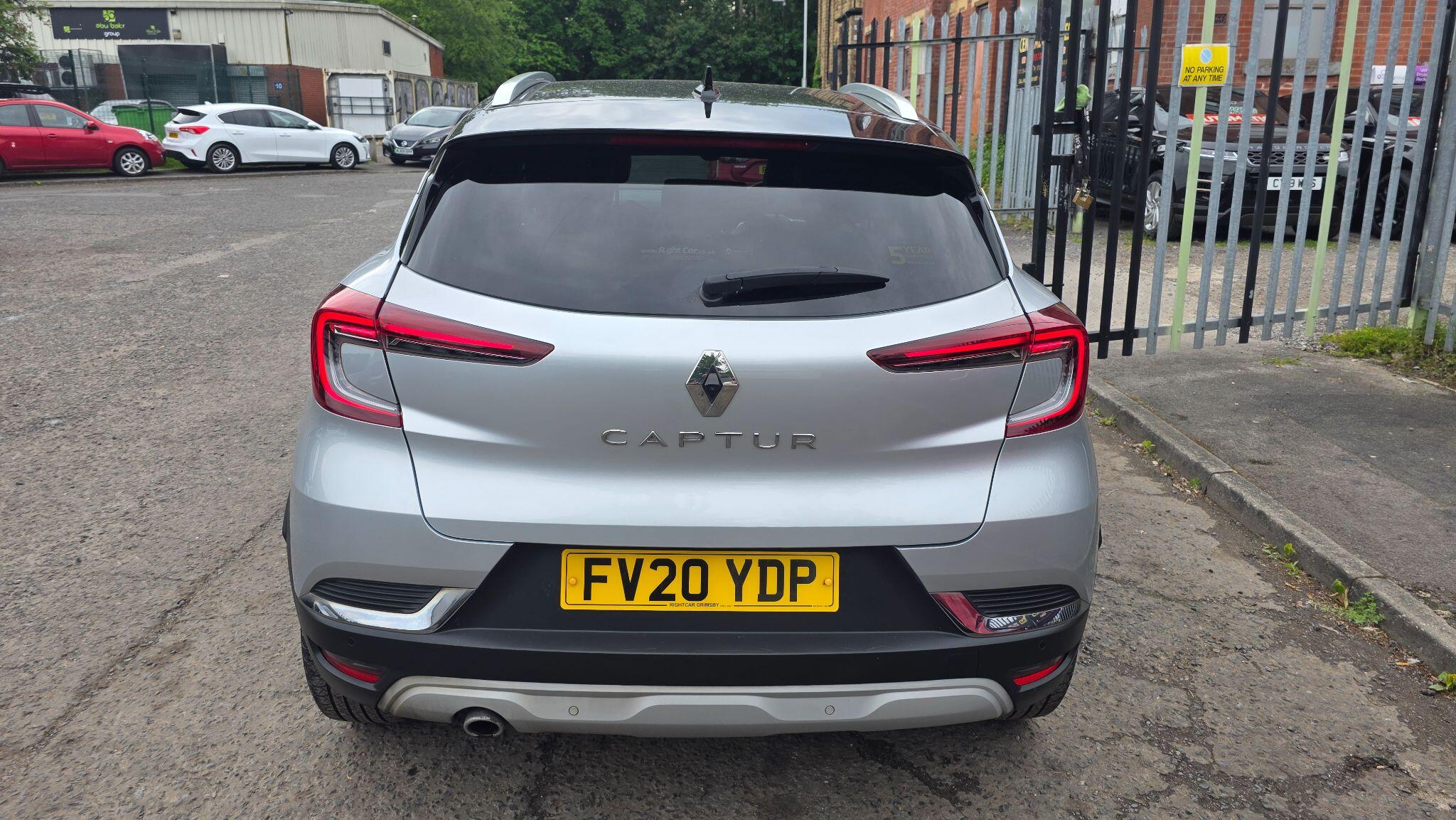 Renault Captur - Image 15