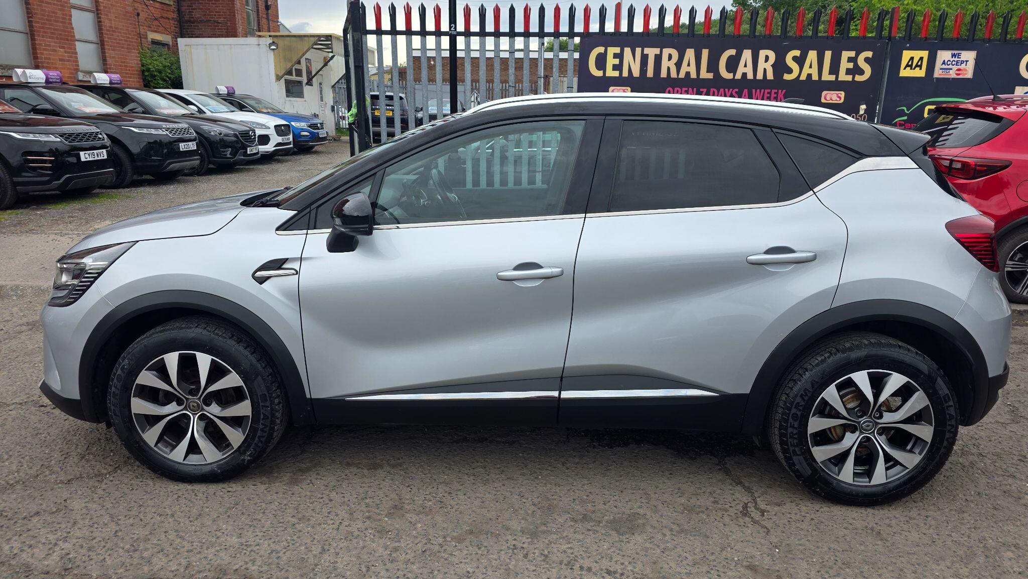 Renault Captur - Image 18