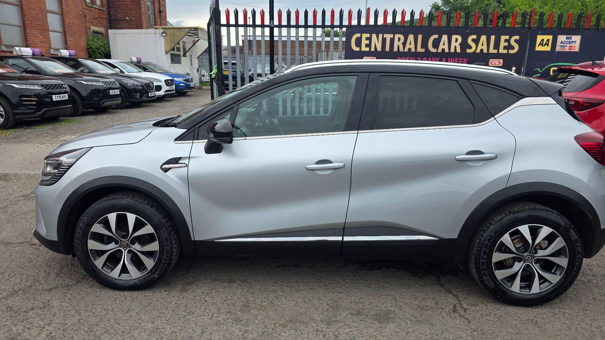 Renault Captur - Image 19