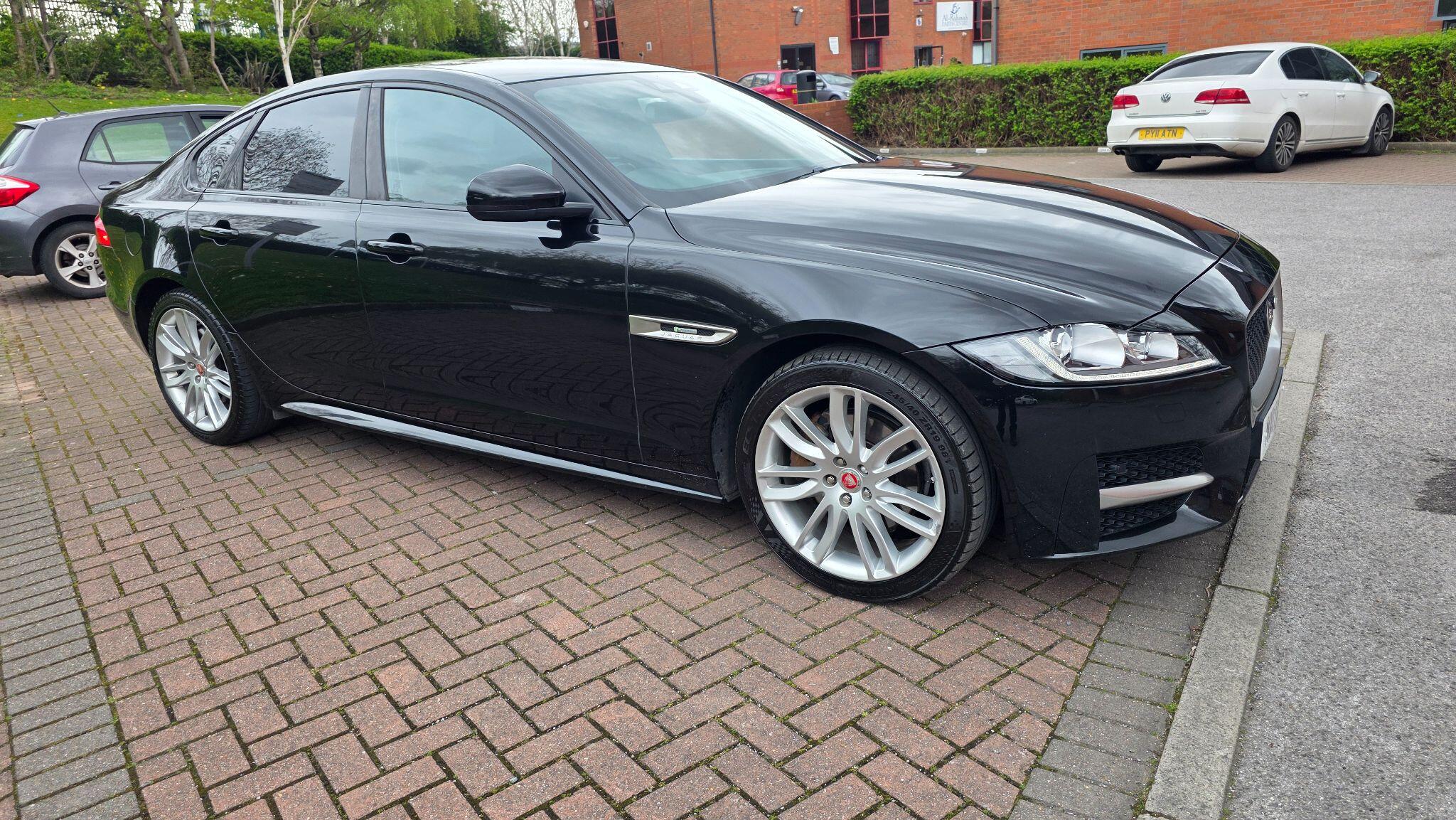 Jaguar XF - Image 7