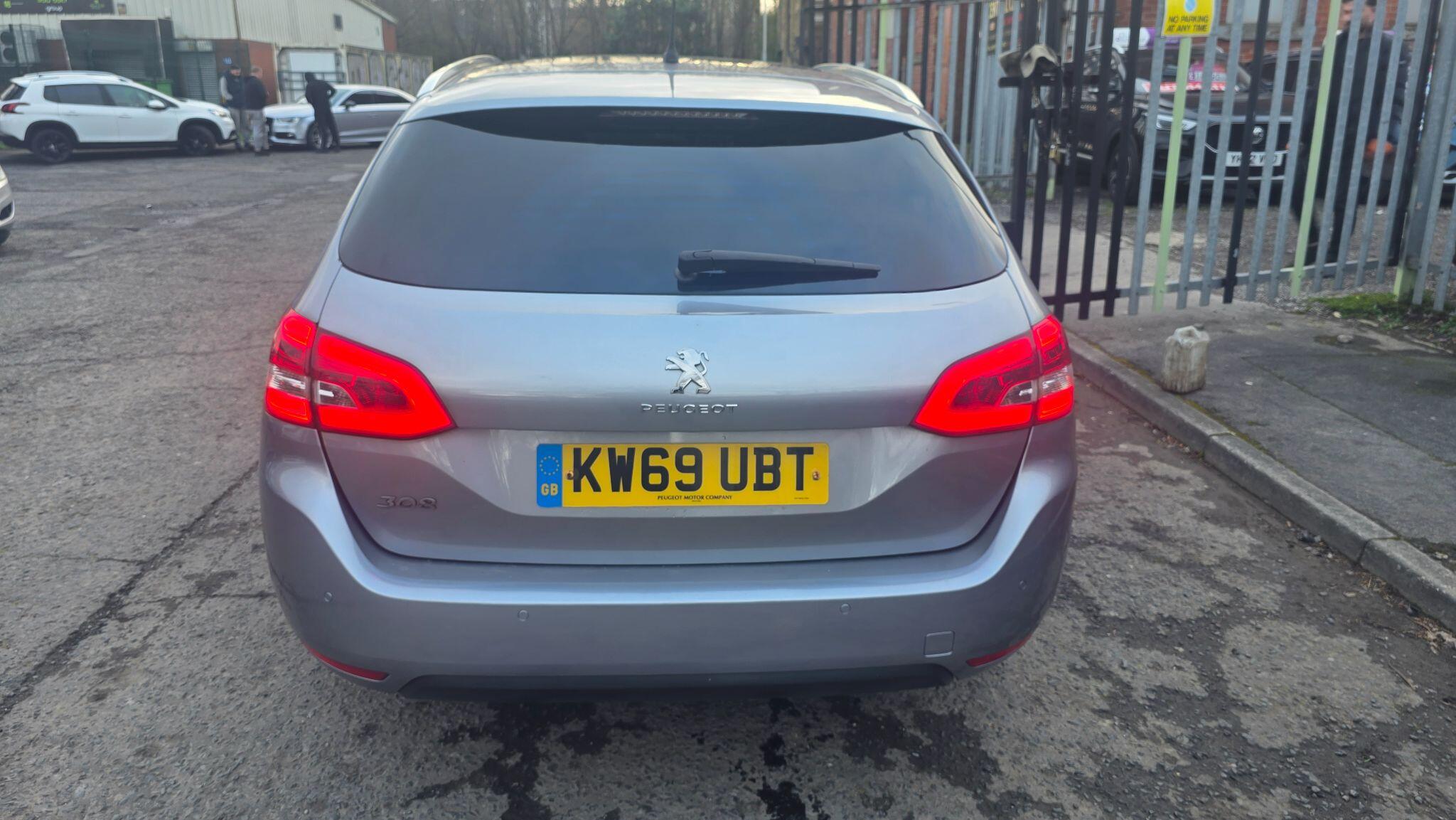 Peugeot 308 SW - Image 12