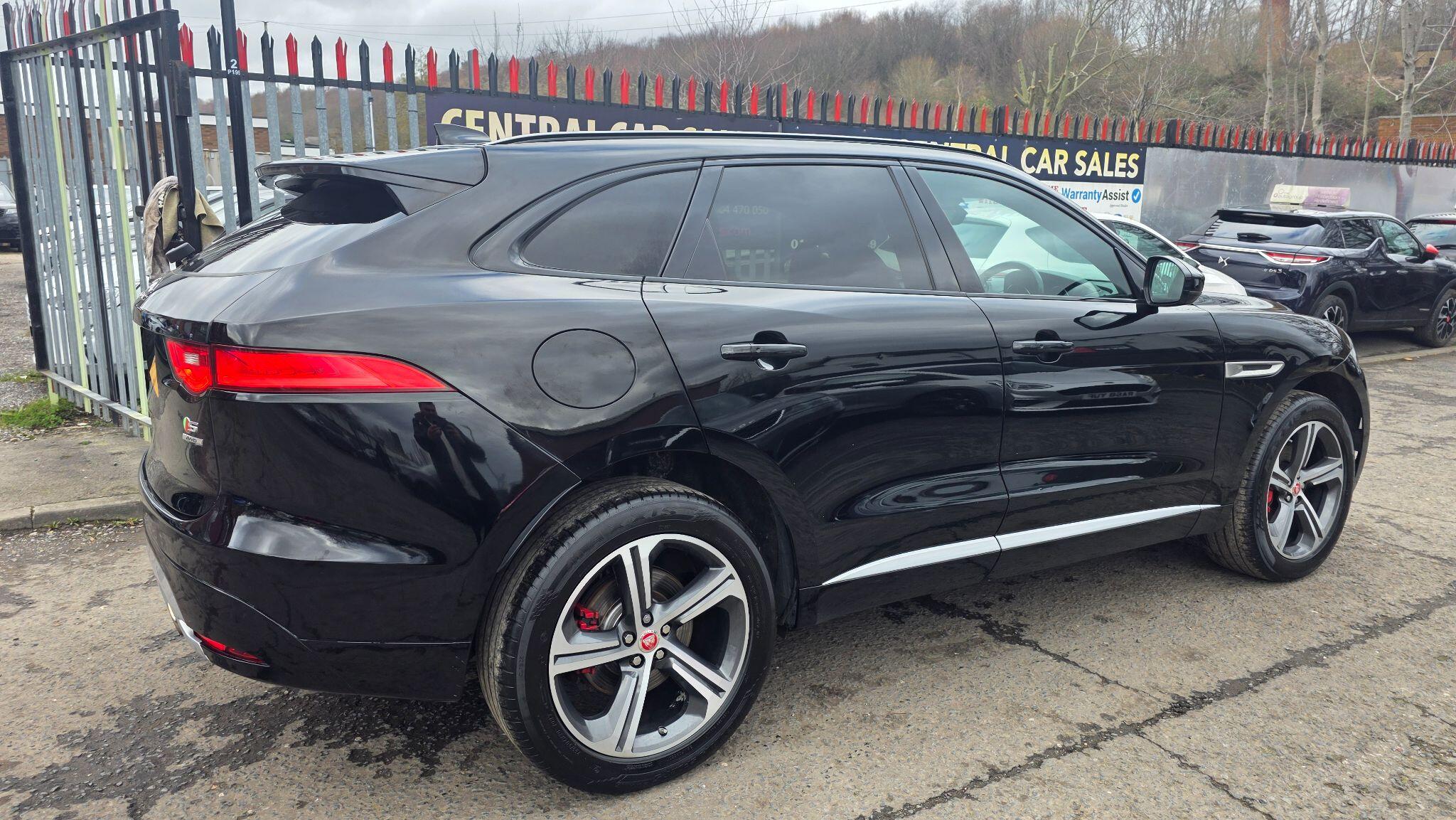 Jaguar F-Pace - Image 10