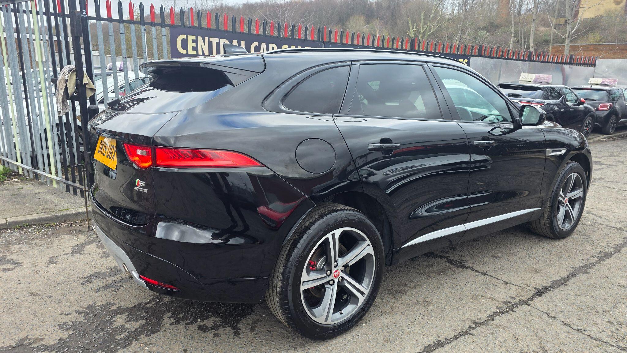 Jaguar F-Pace - Image 12