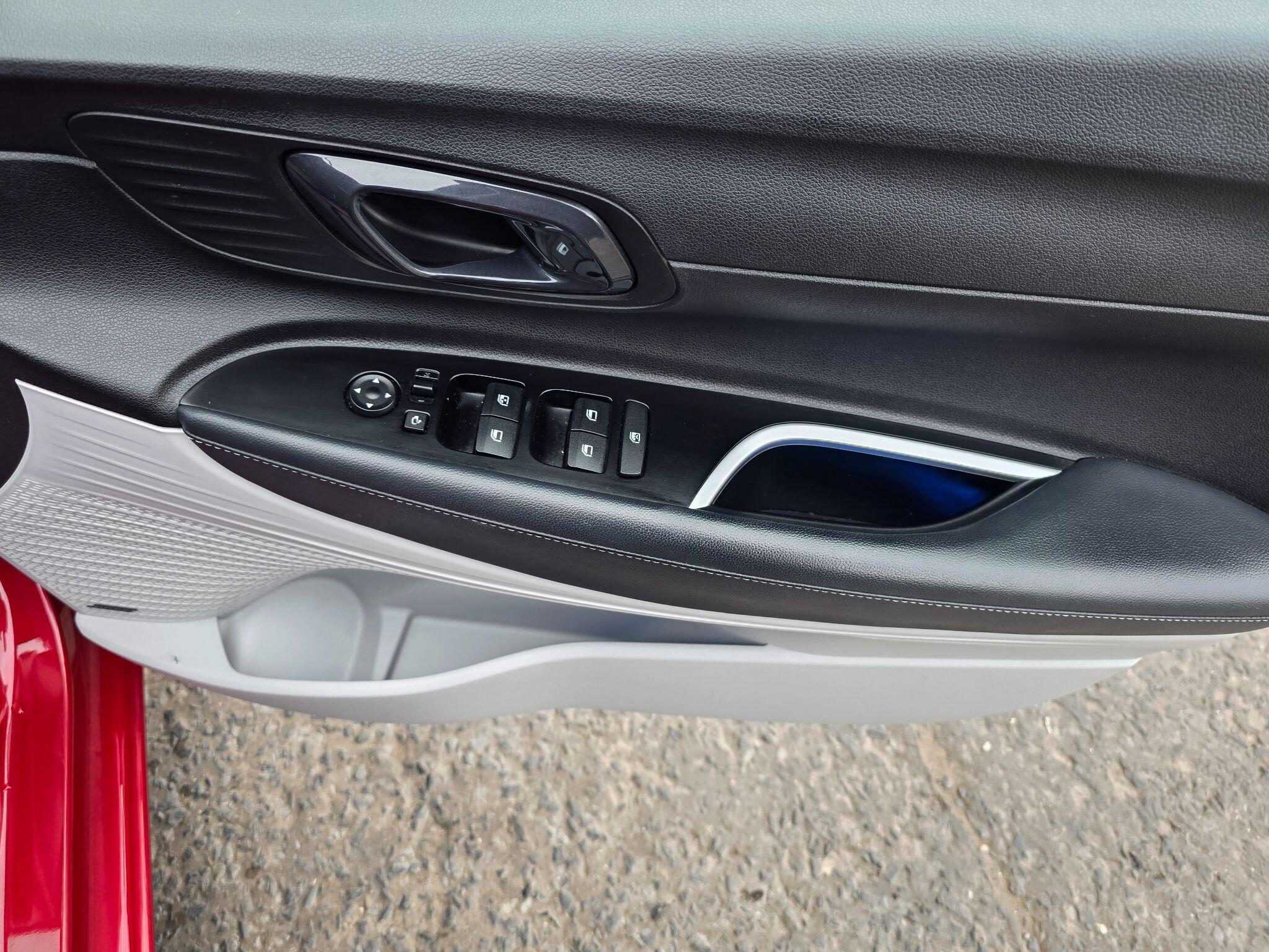 Hyundai i20 - Image 19