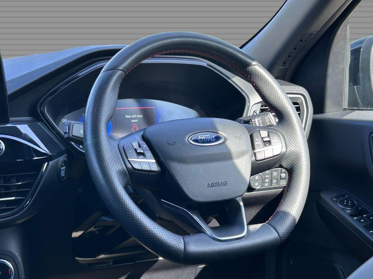 Ford Kuga - Image 20