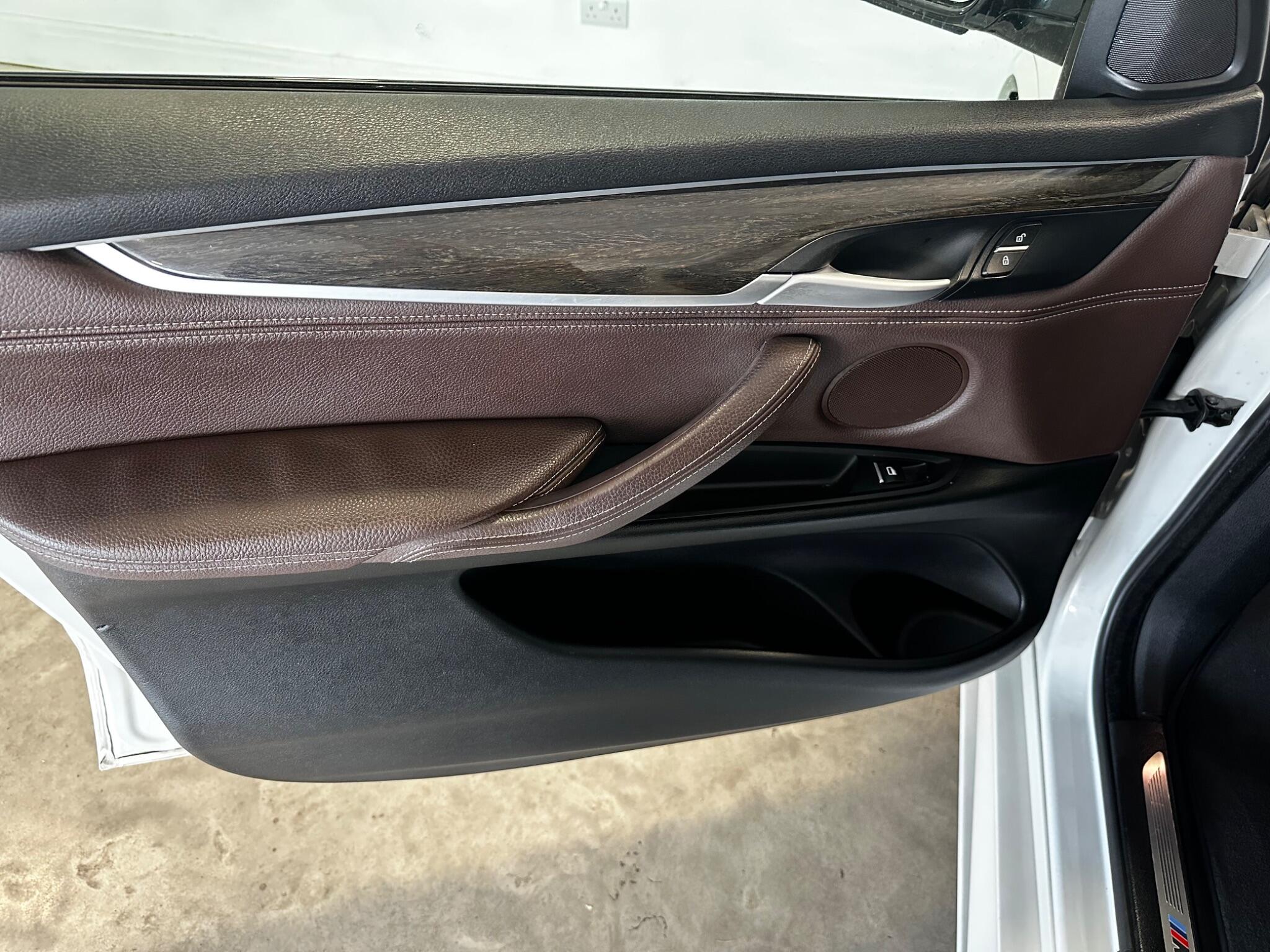 BMW X5 - Image 16