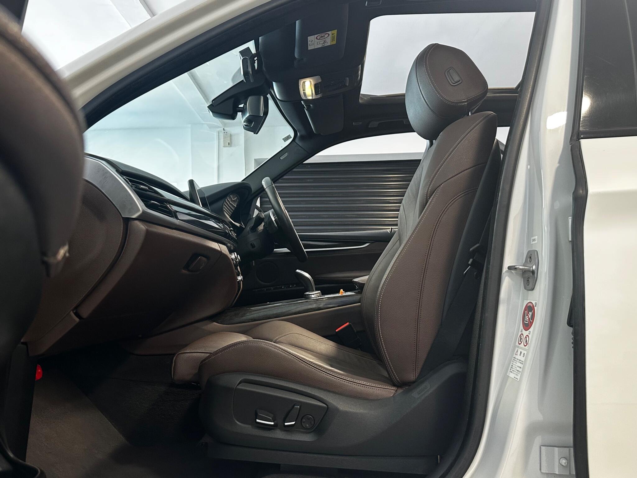 BMW X5 - Image 18