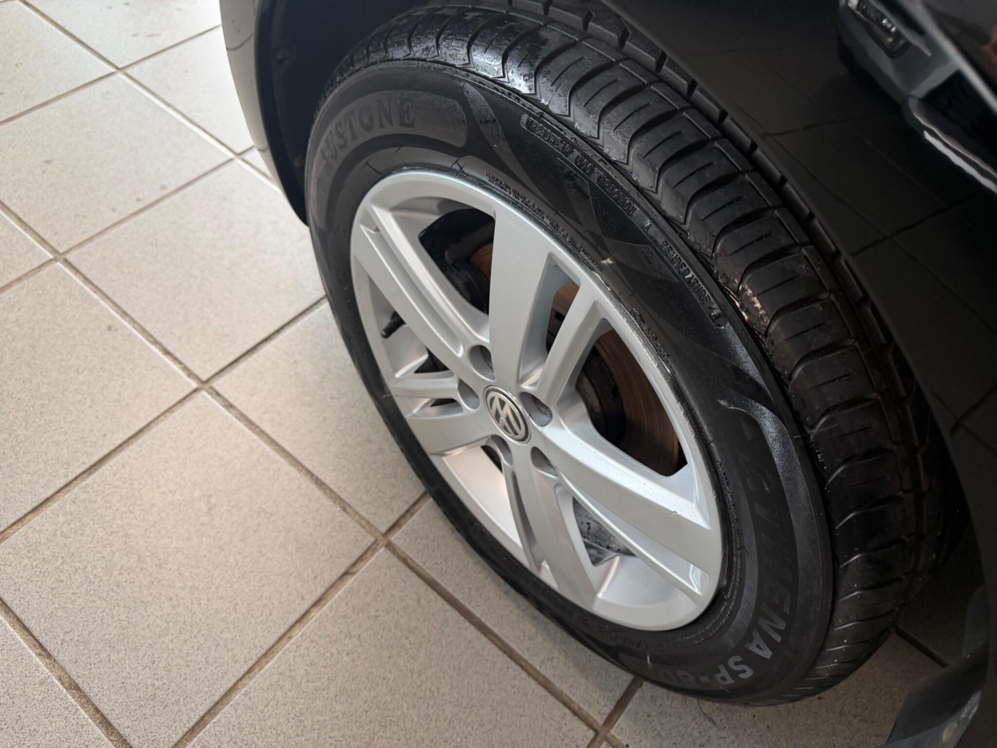Volkswagen Polo - Image 7