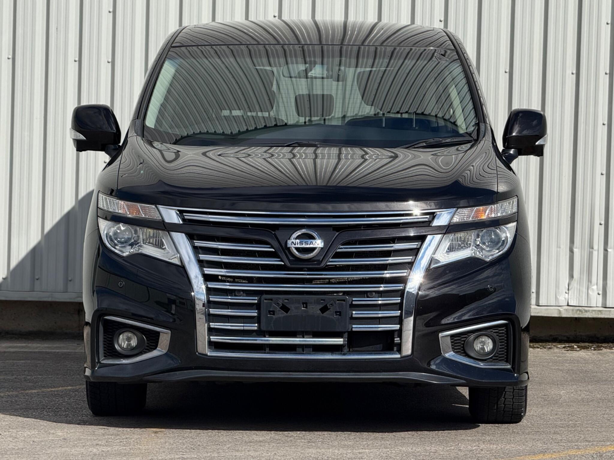 Nissan Elgrand - Image 5