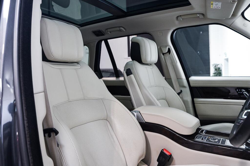 Land Rover Range Rover - Image 13