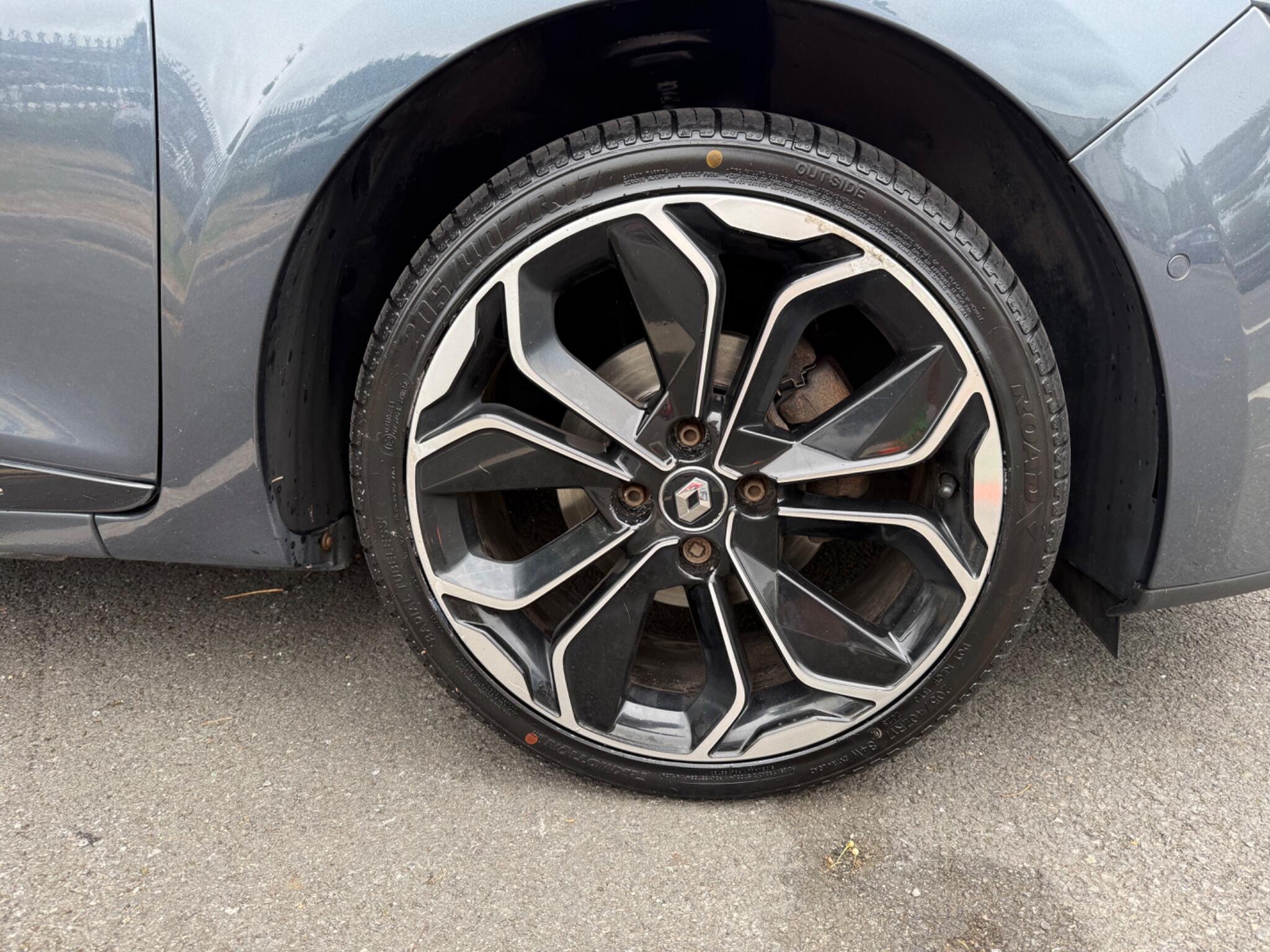 Renault Clio - Image 36