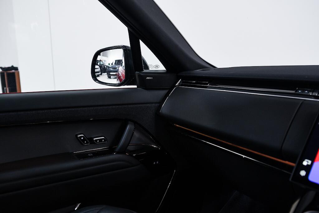 Land Rover RANGE ROVER SPORT - Image 17