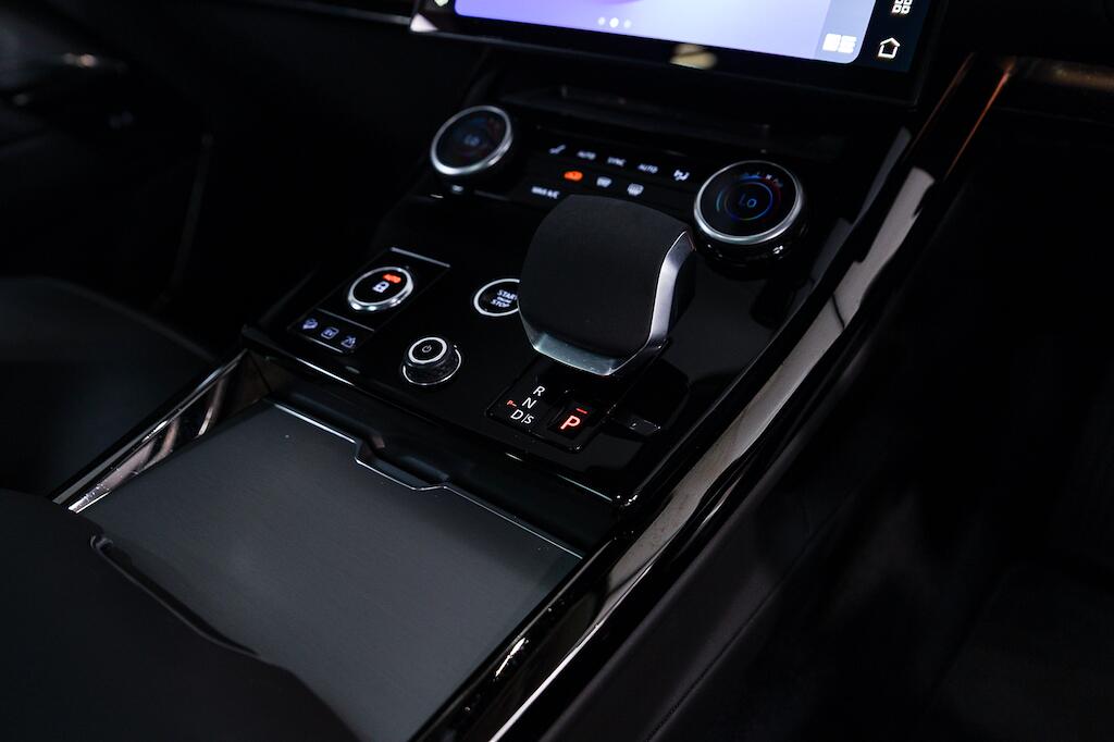Land Rover RANGE ROVER SPORT - Image 18