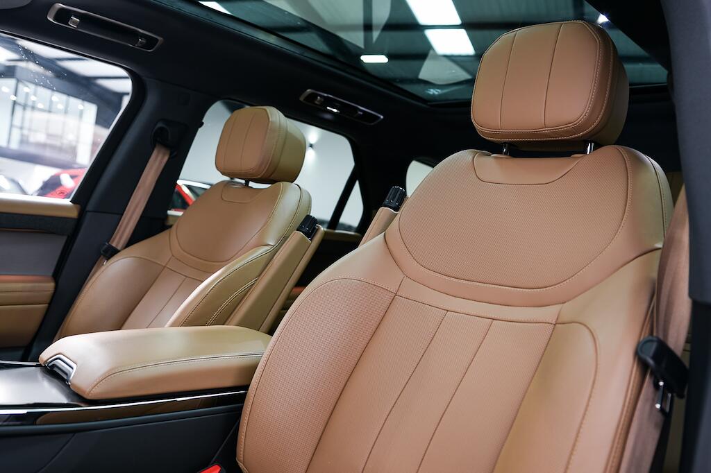 Land Rover RANGE ROVER SPORT - Image 12