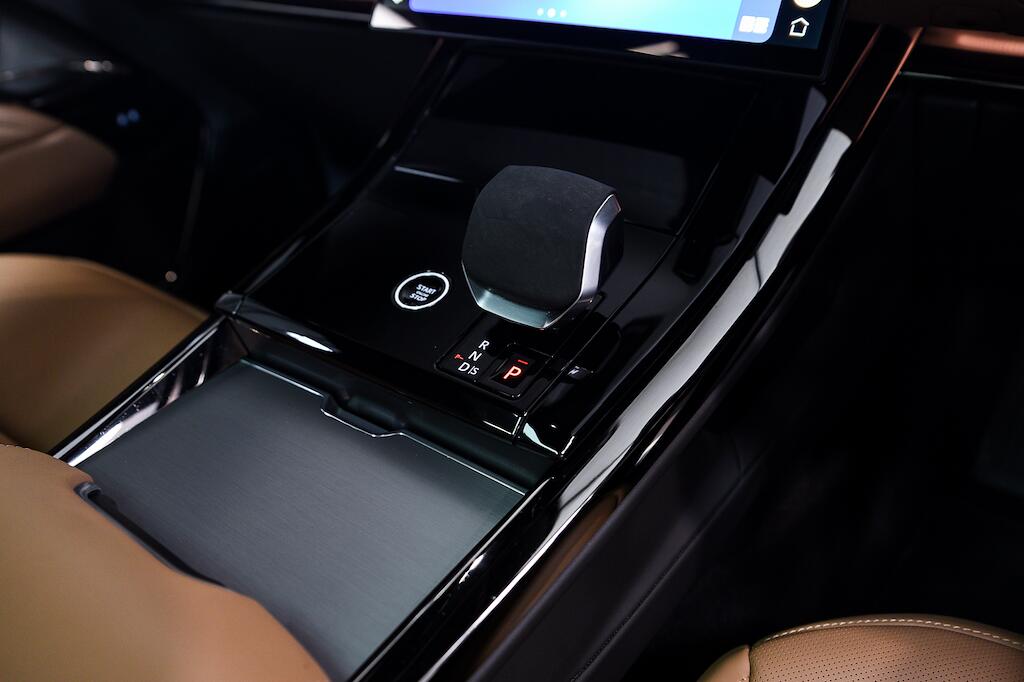 Land Rover RANGE ROVER SPORT - Image 16