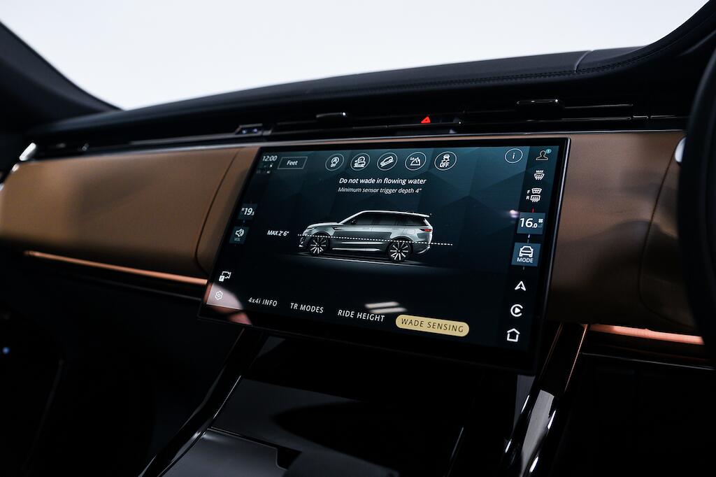 Land Rover RANGE ROVER SPORT - Image 18