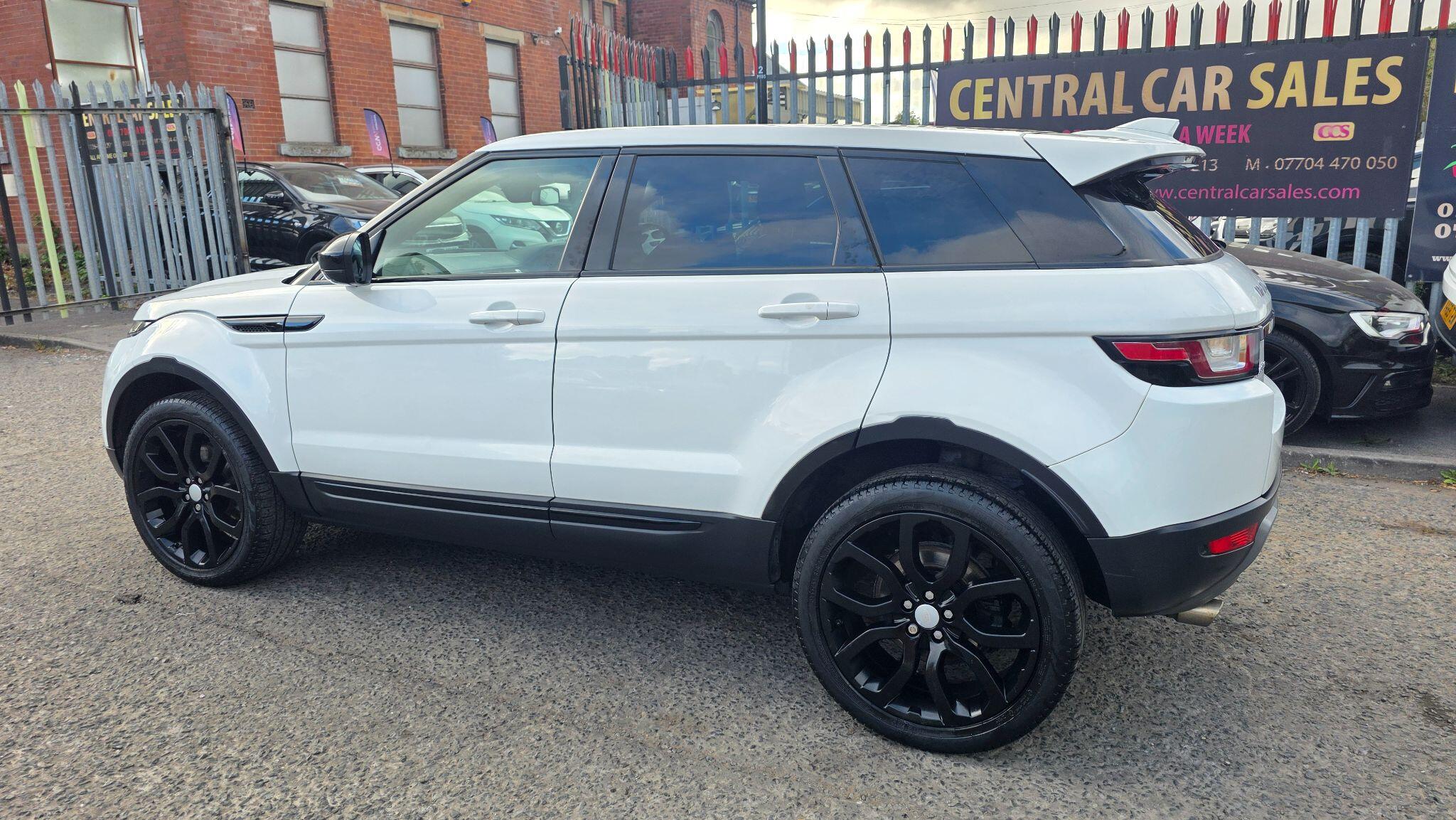 Land Rover Range Rover Evoque - Image 11