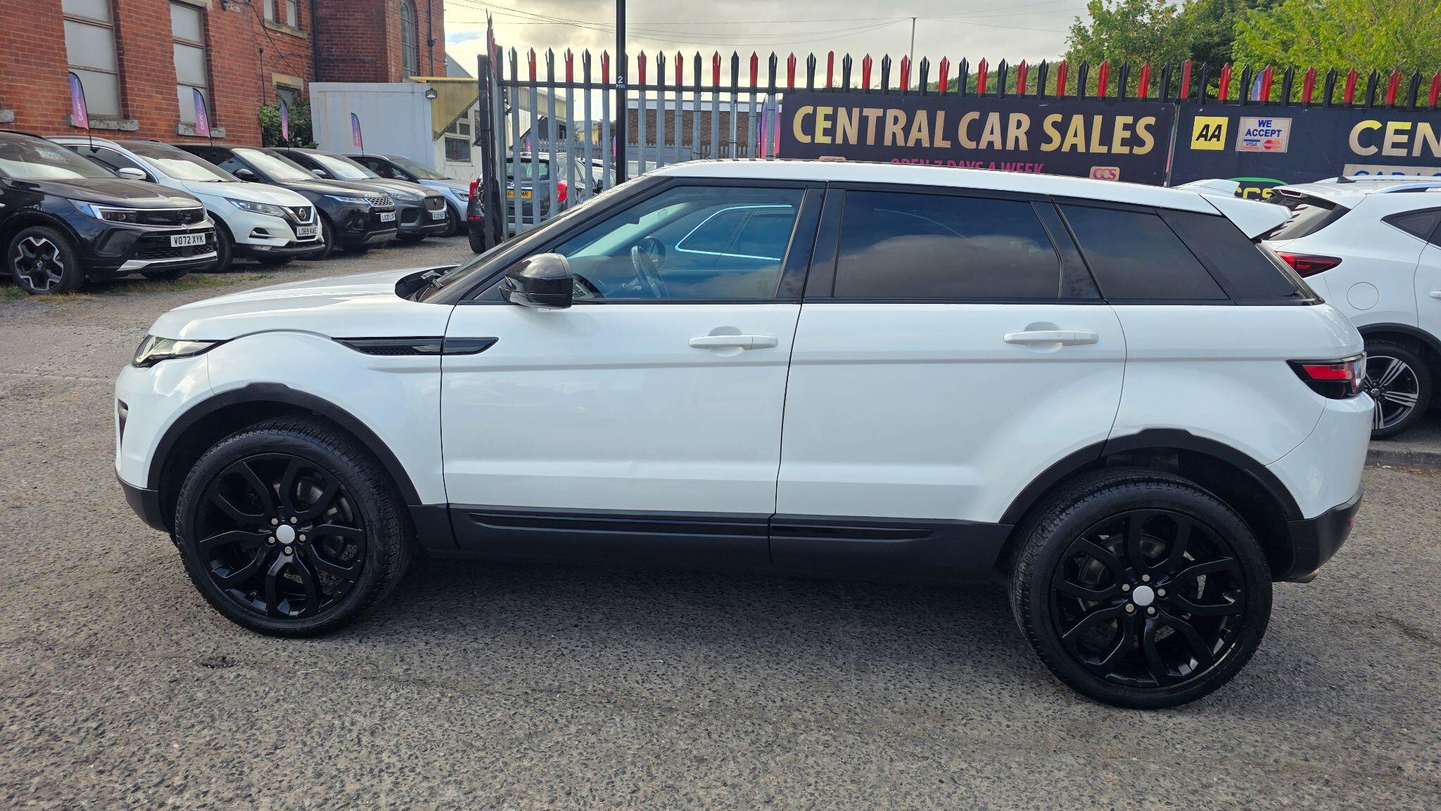 Land Rover Range Rover Evoque - Image 13