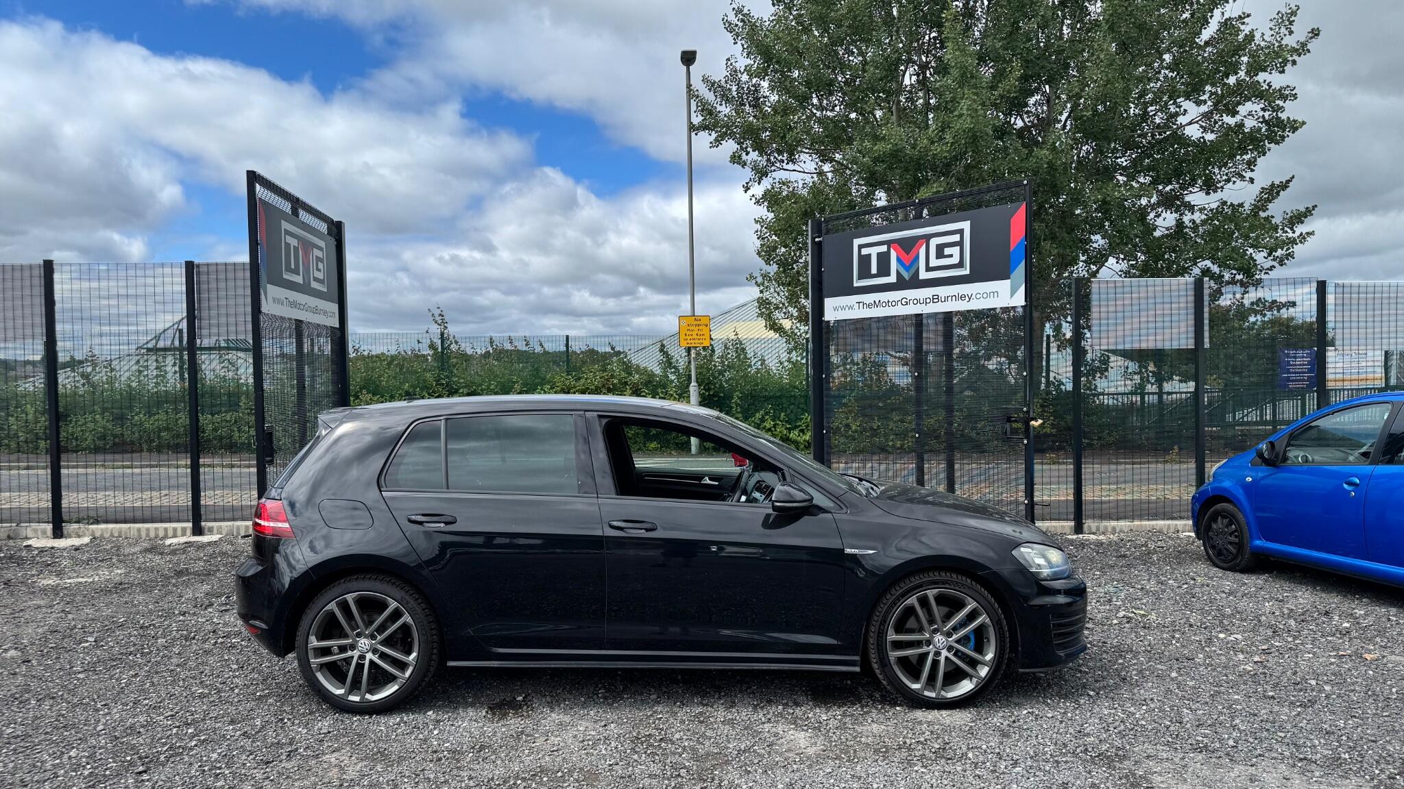 Volkswagen Golf - Image 8