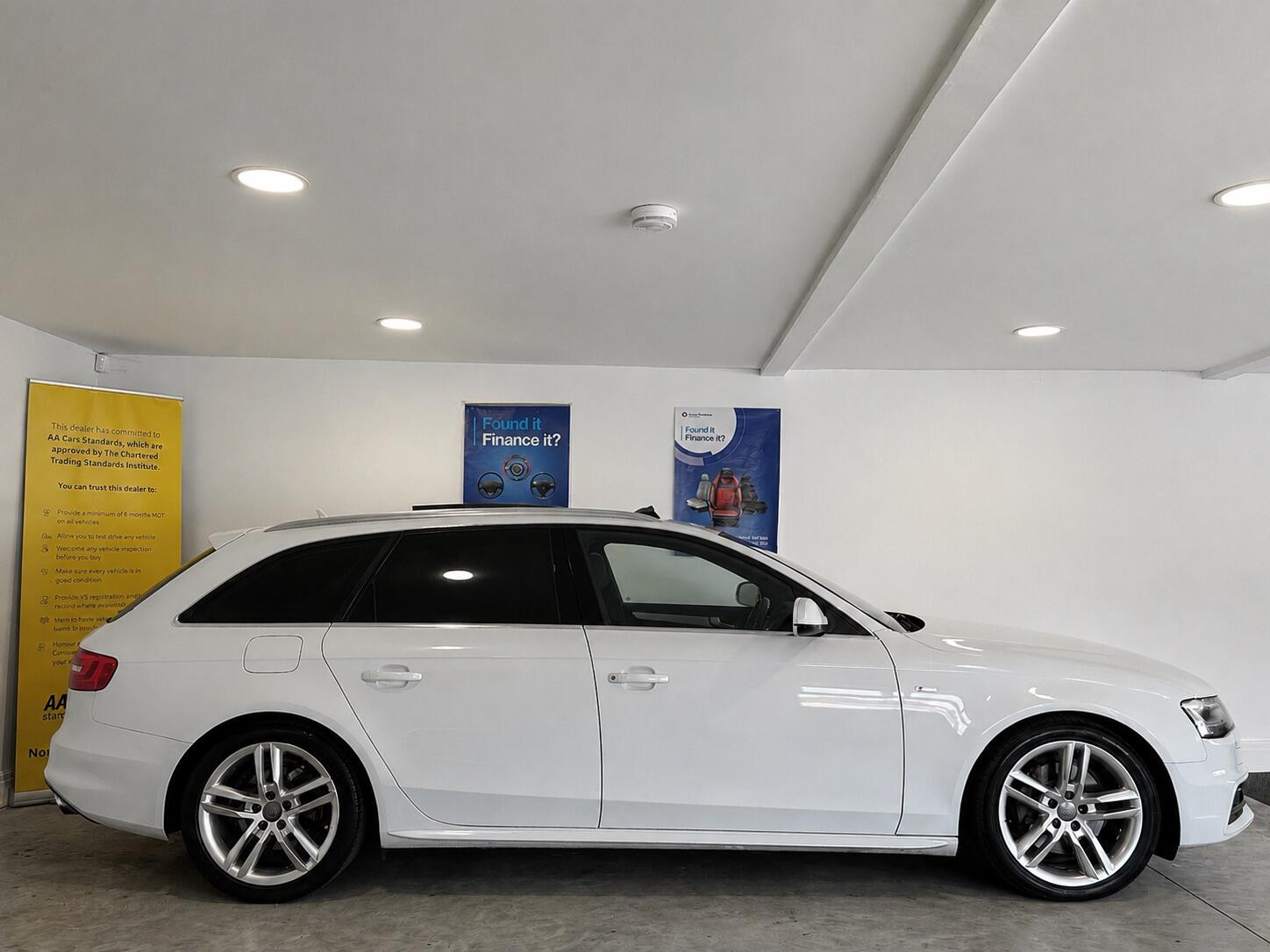 Audi A4 Avant - Image 7