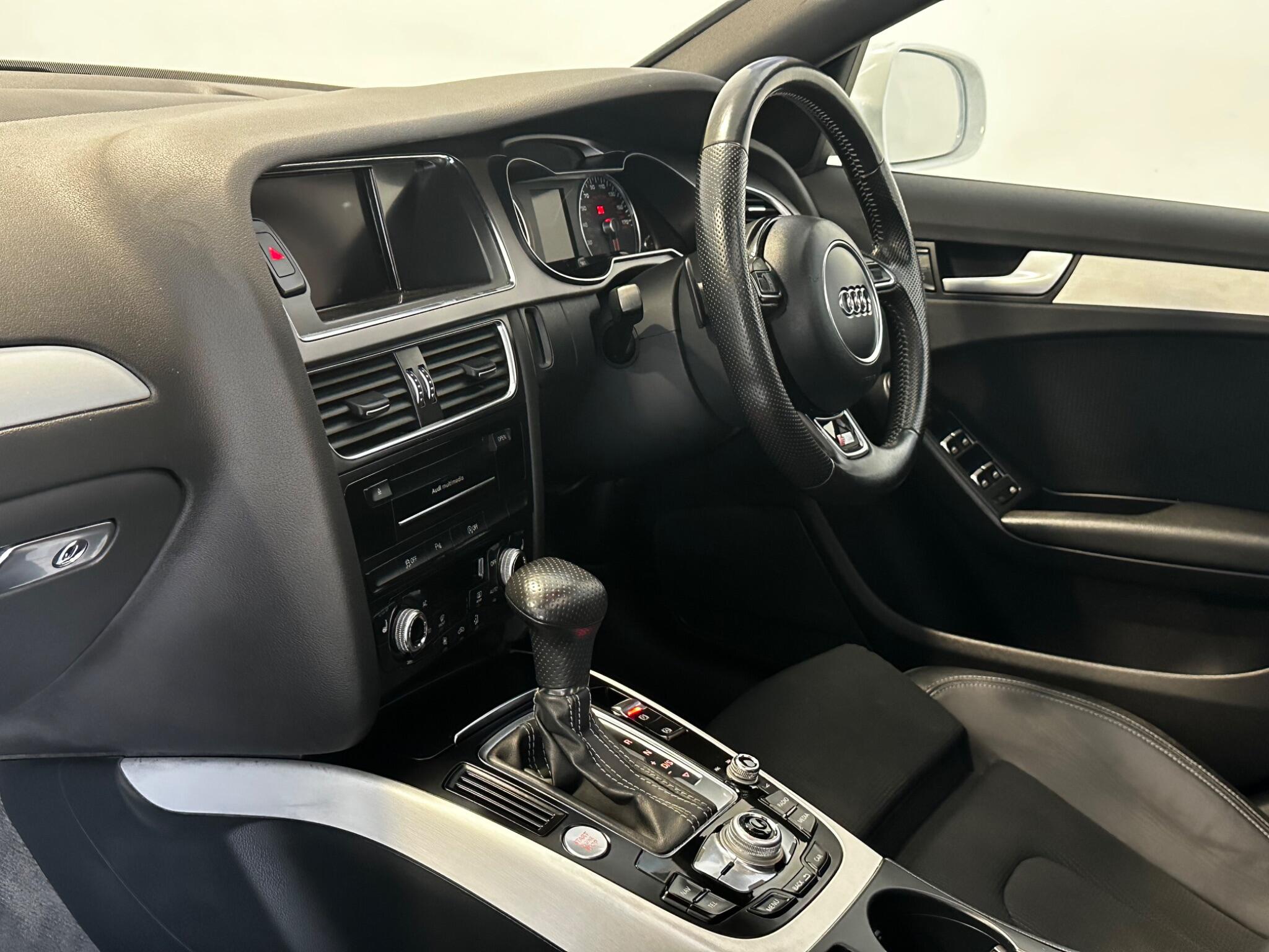 Audi A4 Avant - Image 20