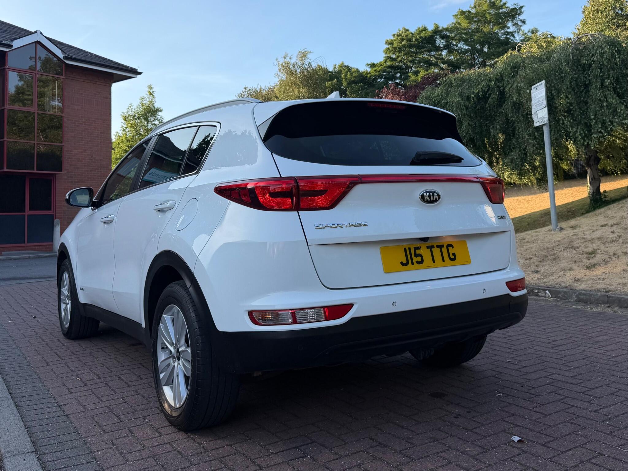 Kia Sportage - Image 14