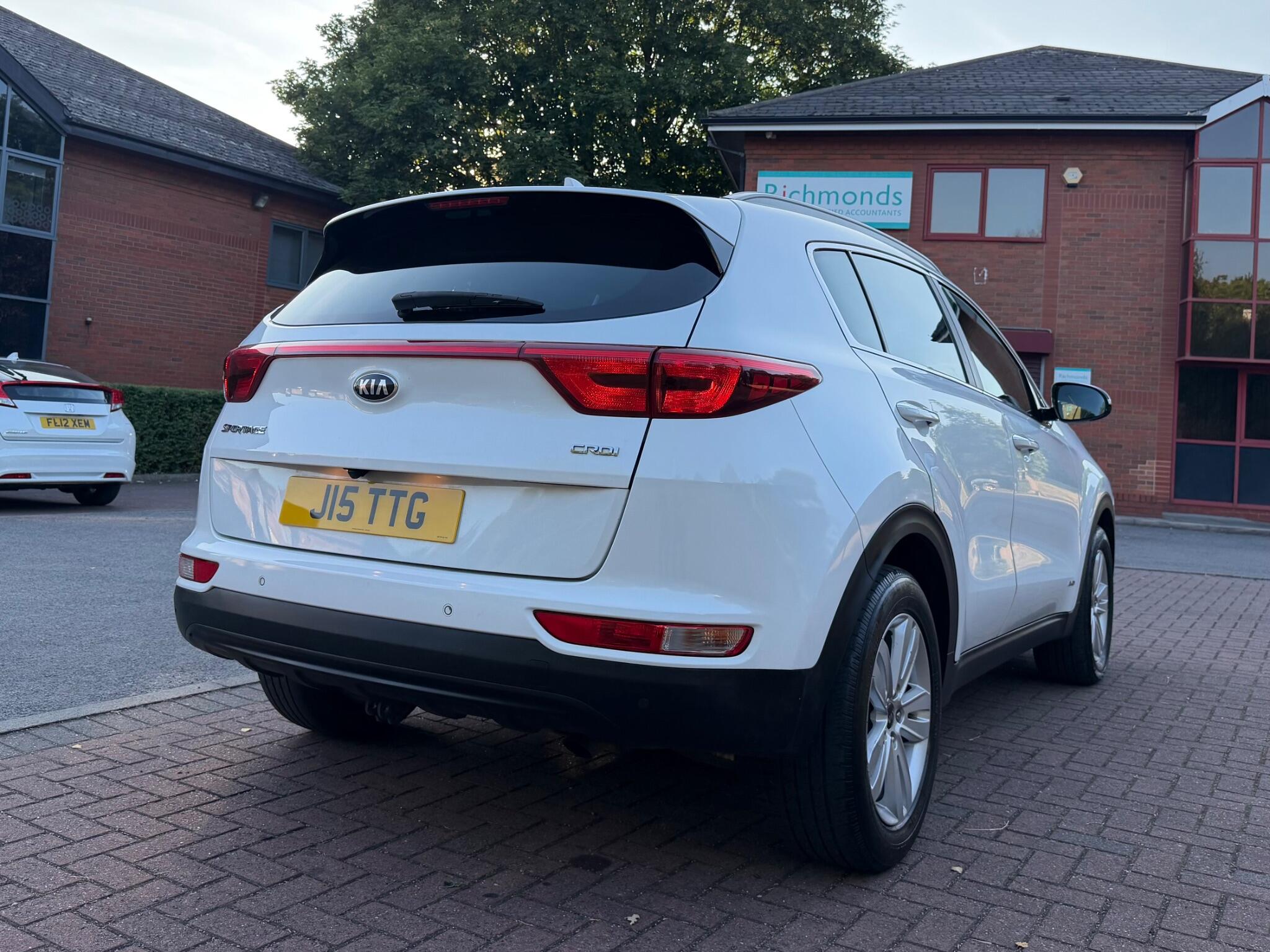 Kia Sportage - Image 18