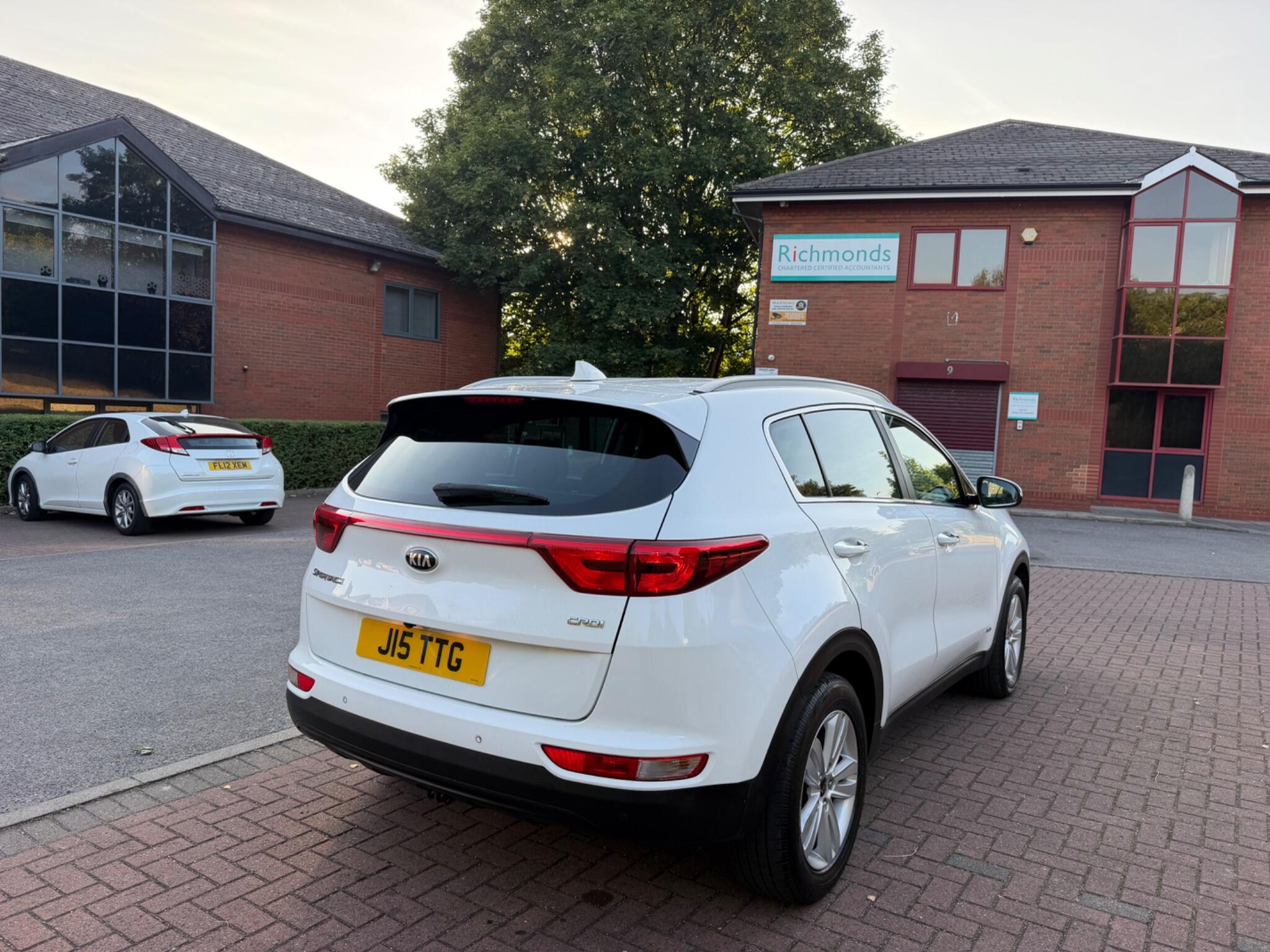 Kia Sportage - Image 19