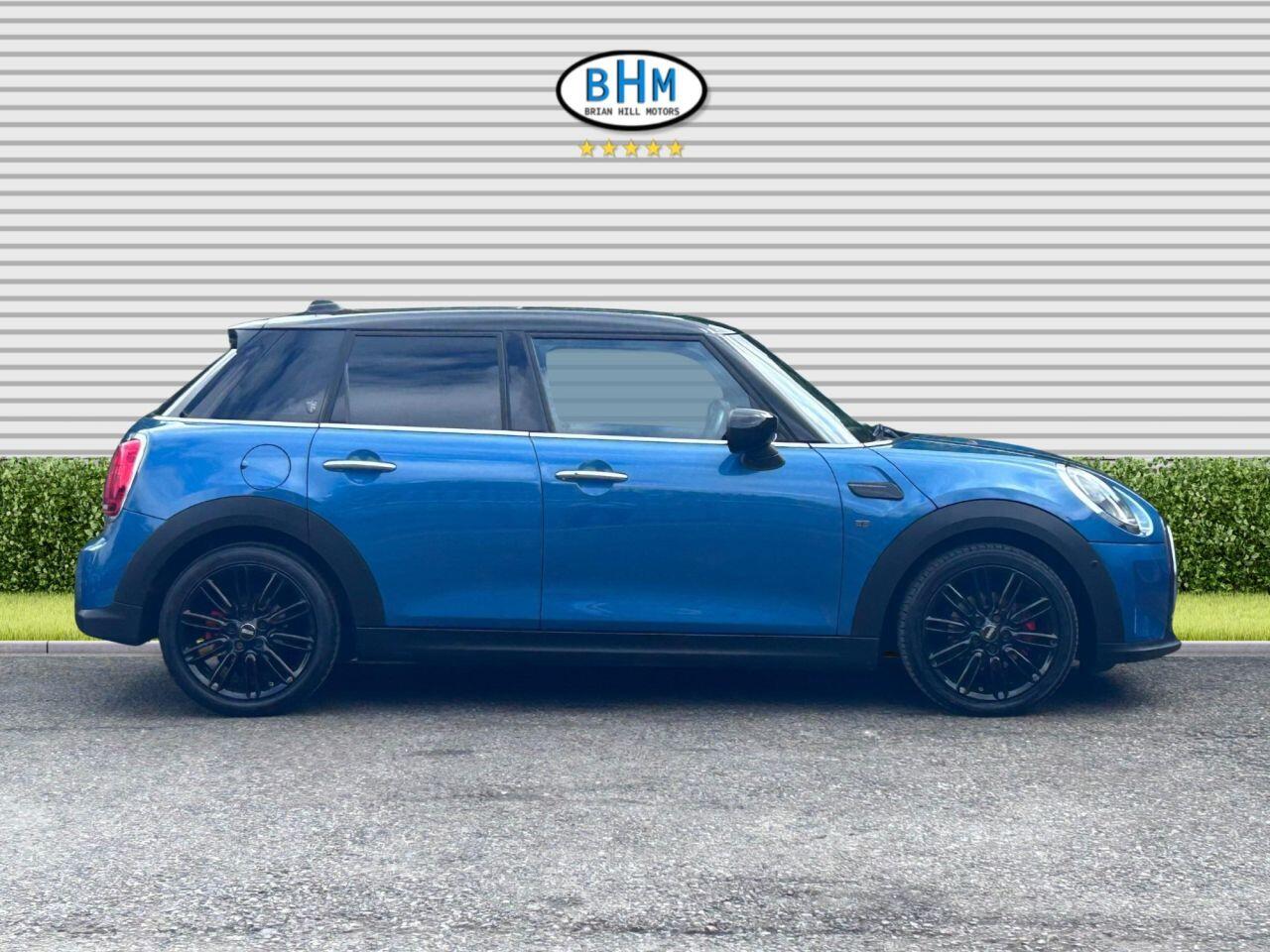 MINI Hatch - Image 2