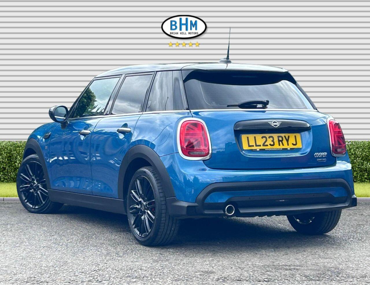 MINI Hatch - Image 13