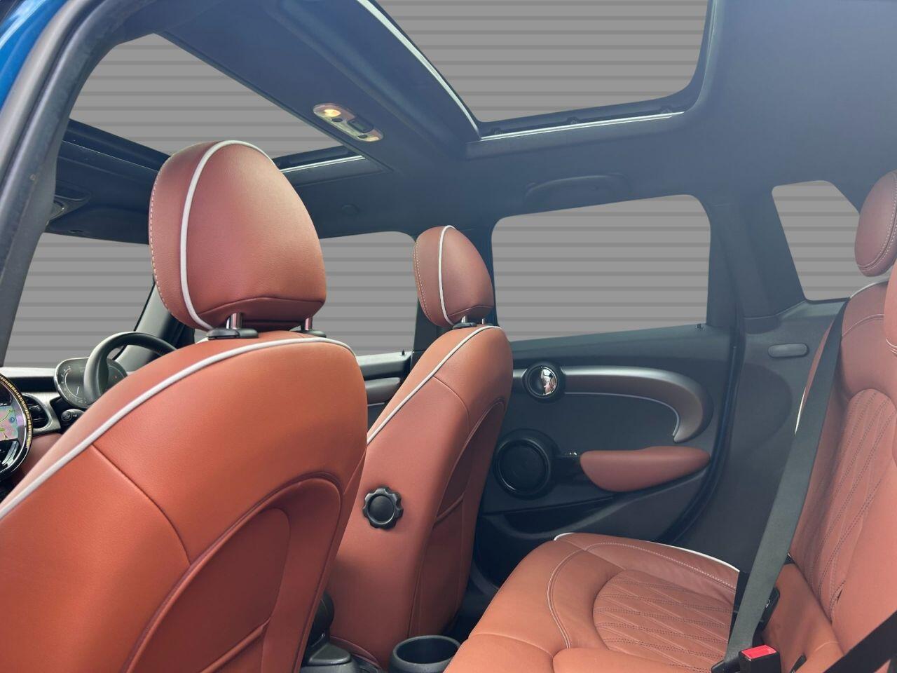 MINI Hatch - Image 19