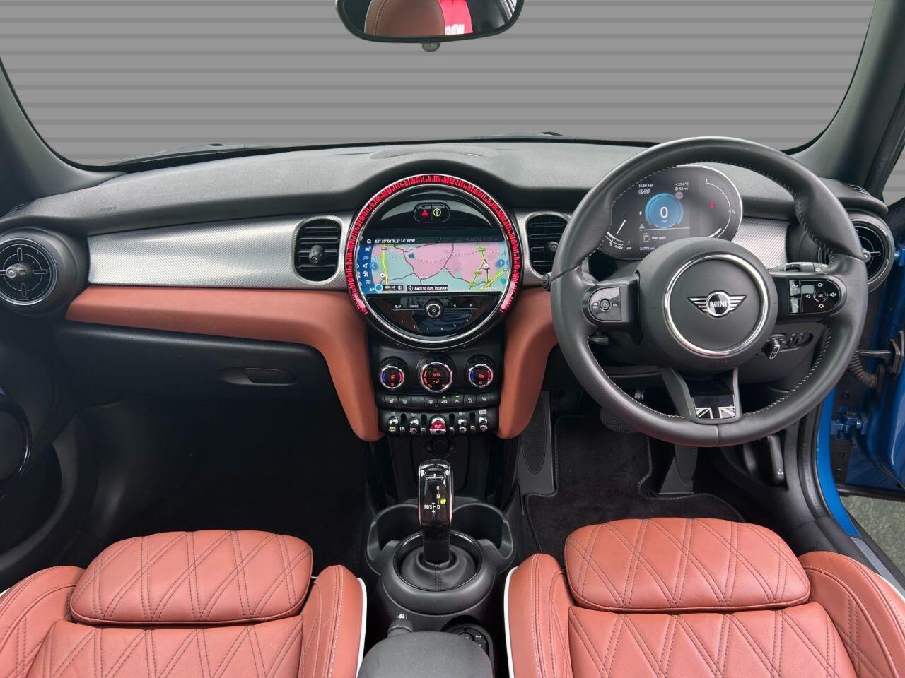 MINI Hatch - Image 15