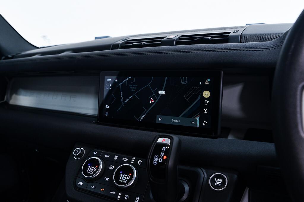 Land Rover Defender 90 - Image 17