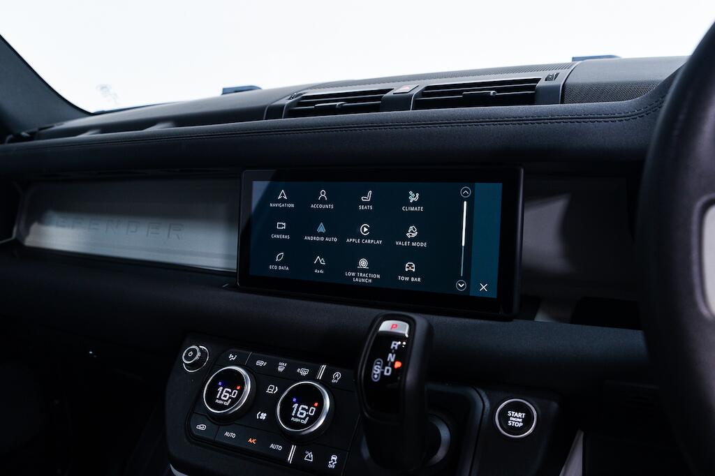 Land Rover Defender 90 - Image 18