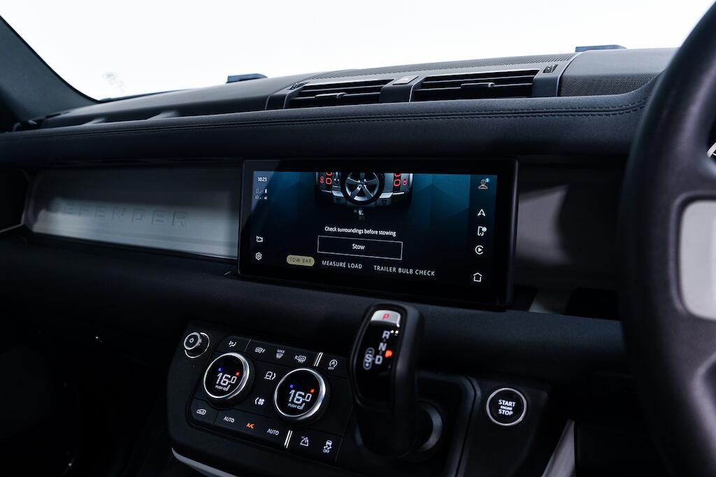 Land Rover Defender 90 - Image 20