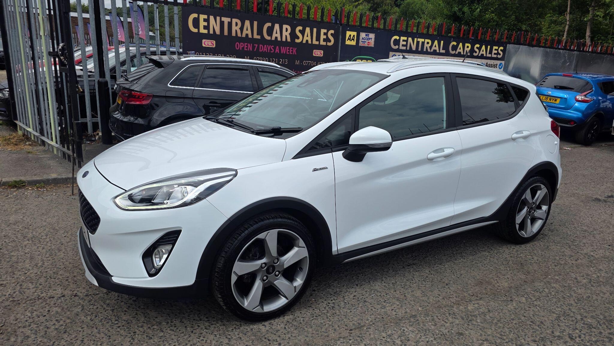 Ford Fiesta - Image 19