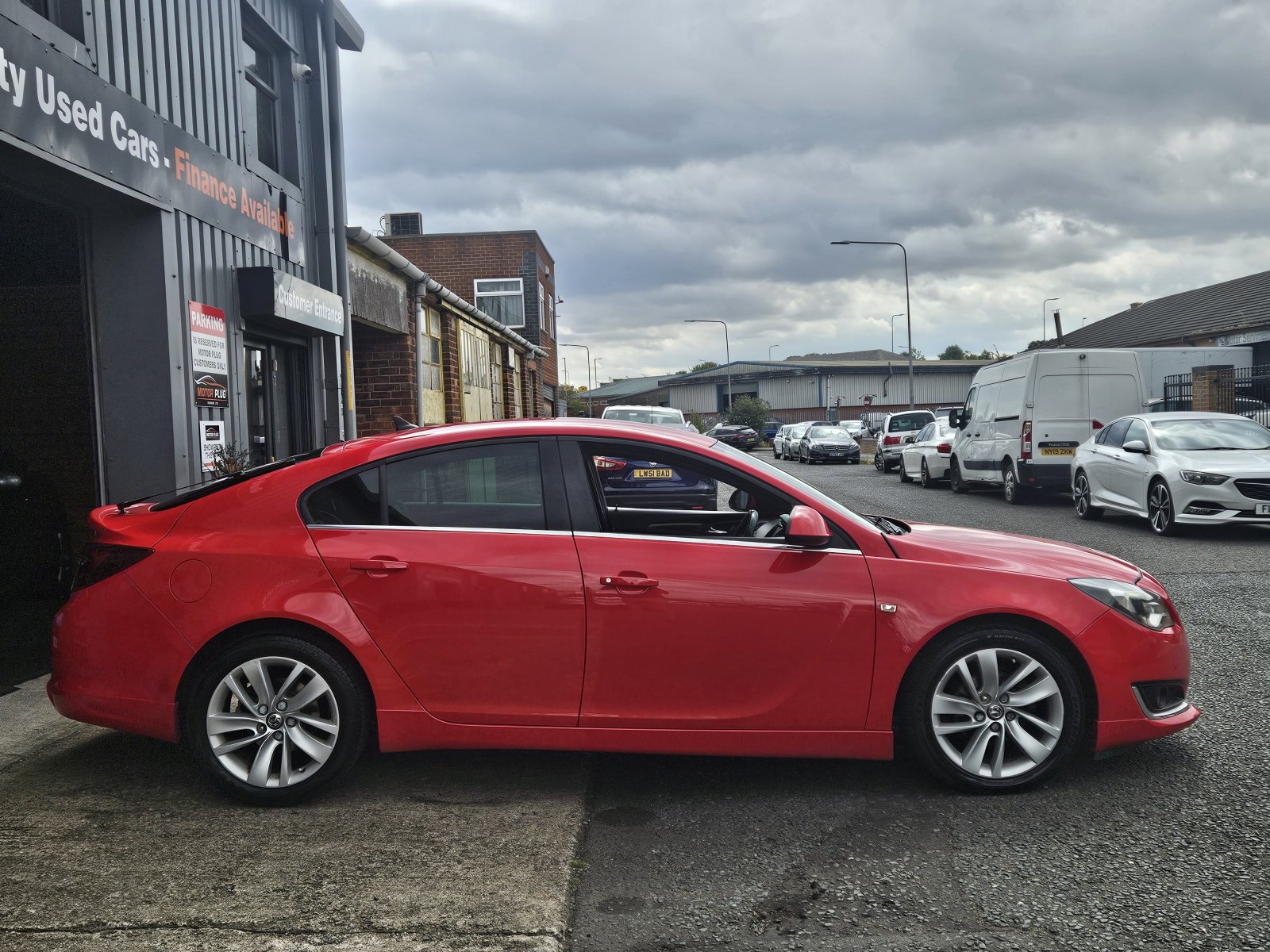 Vauxhall Insignia - Image 7
