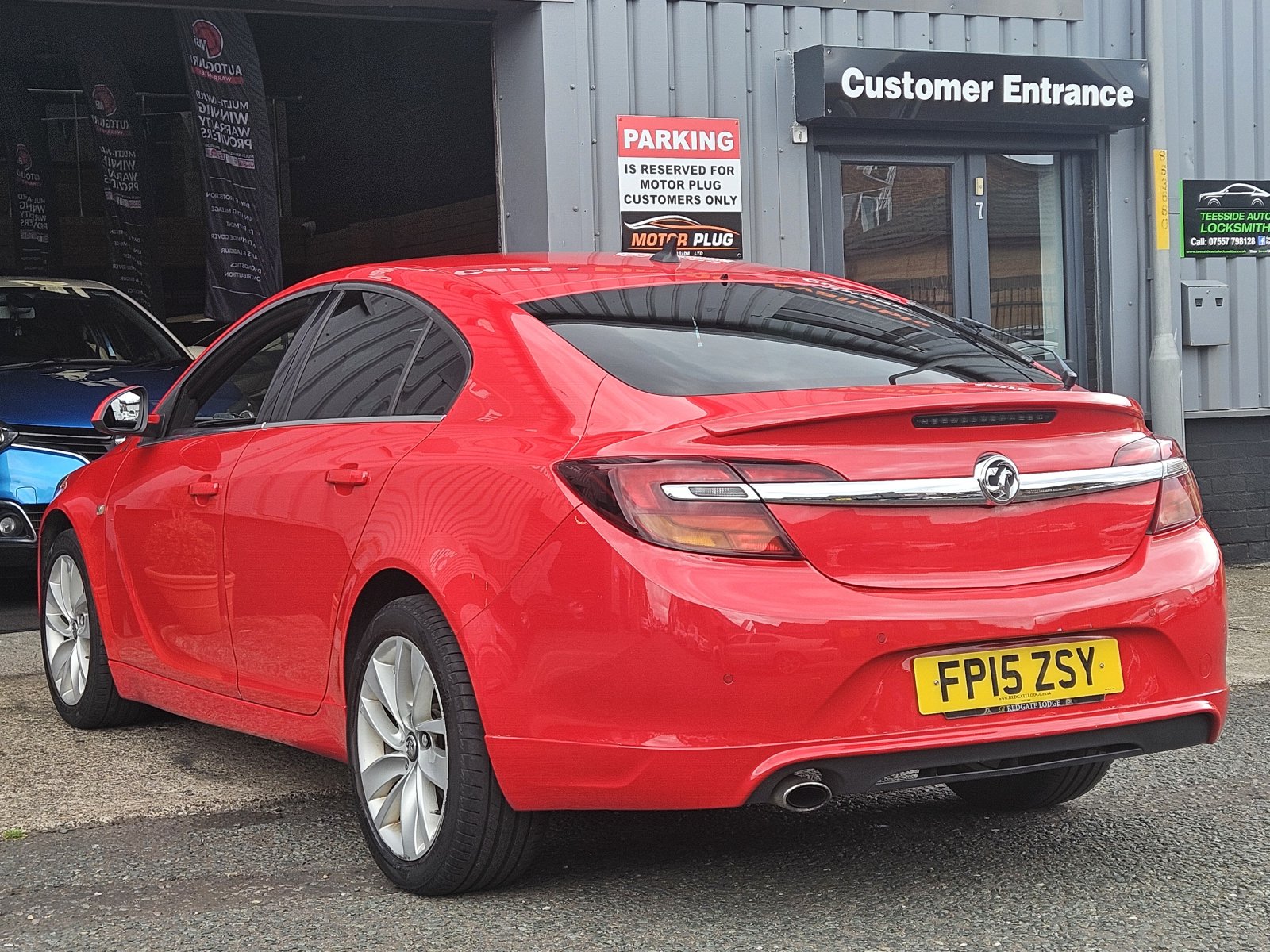 Vauxhall Insignia - Image 2