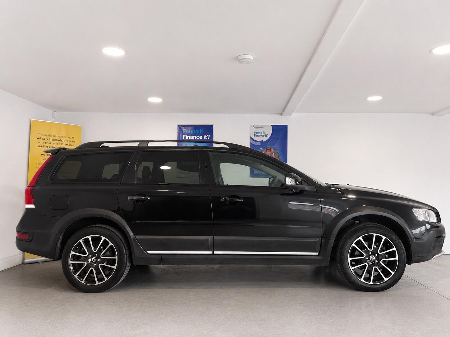 Volvo XC70 - Image 7